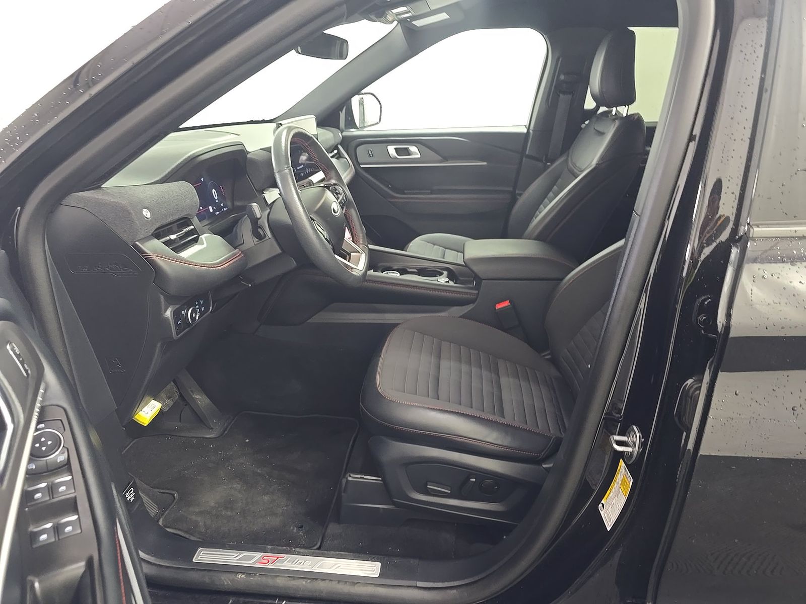 FORD EXPLORER - 8