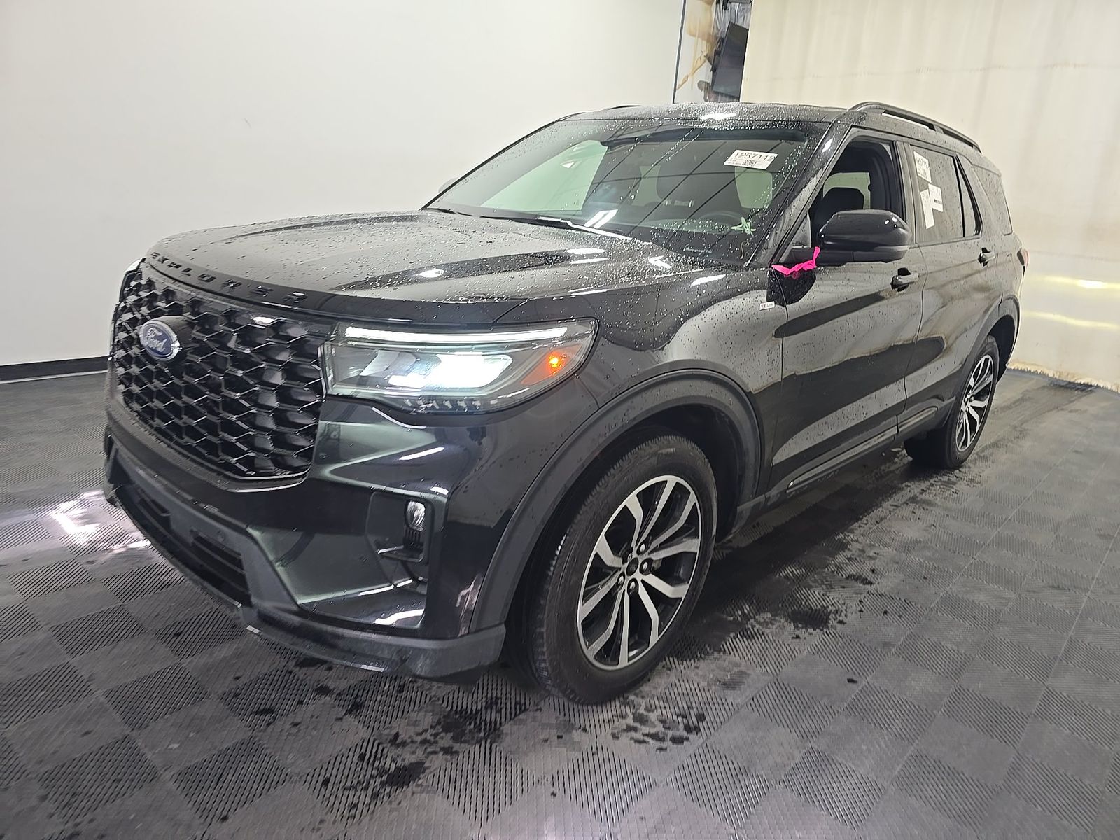 FORD EXPLORER - 1