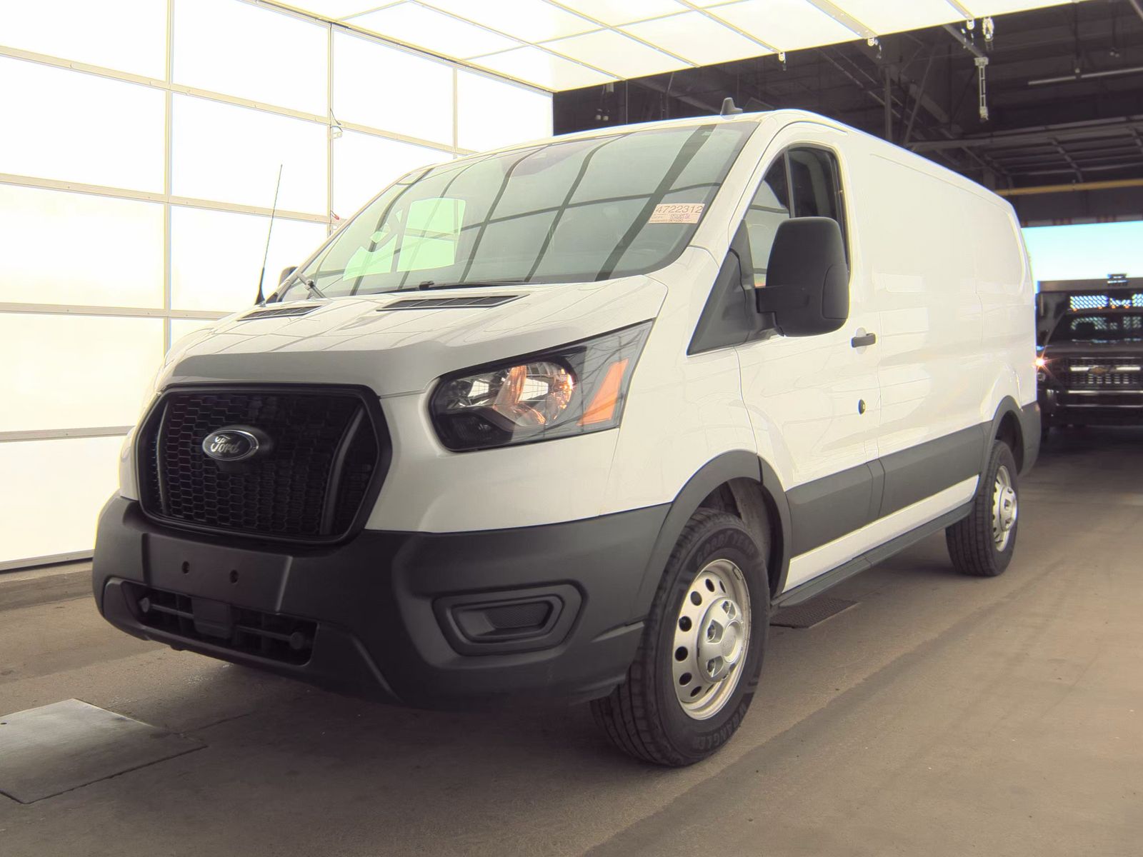 FORD TRANSIT 150 - 1