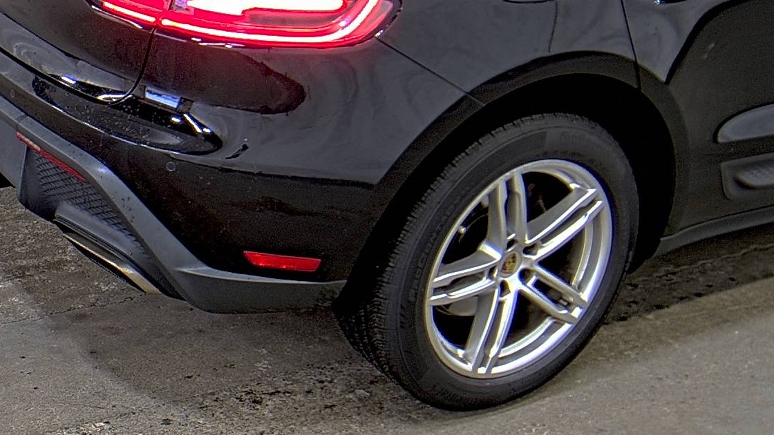 2022 Porsche Macan Base AWD