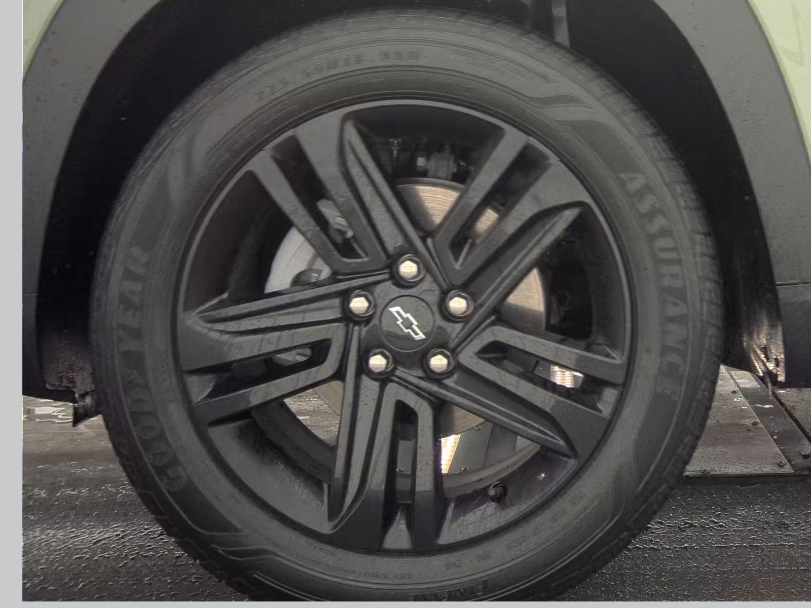 CHEVROLET TRAX - 10