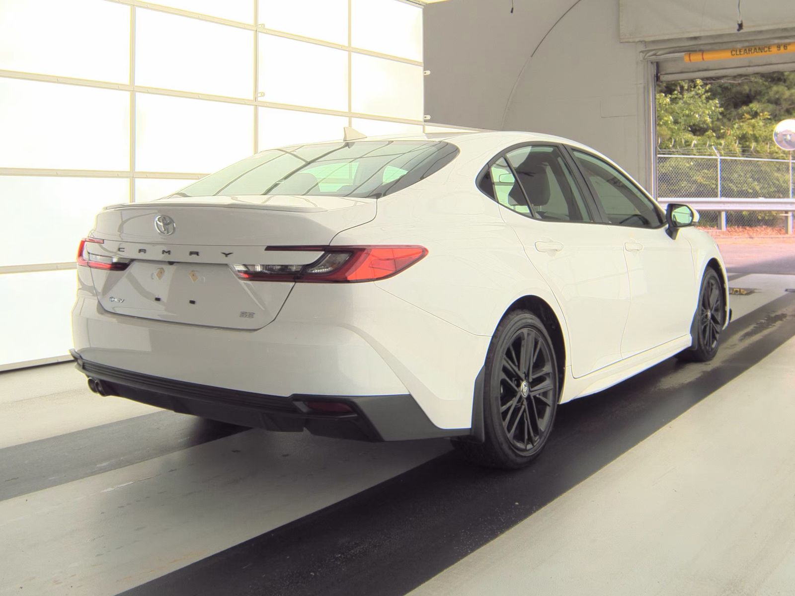 TOYOTA CAMRY - 6