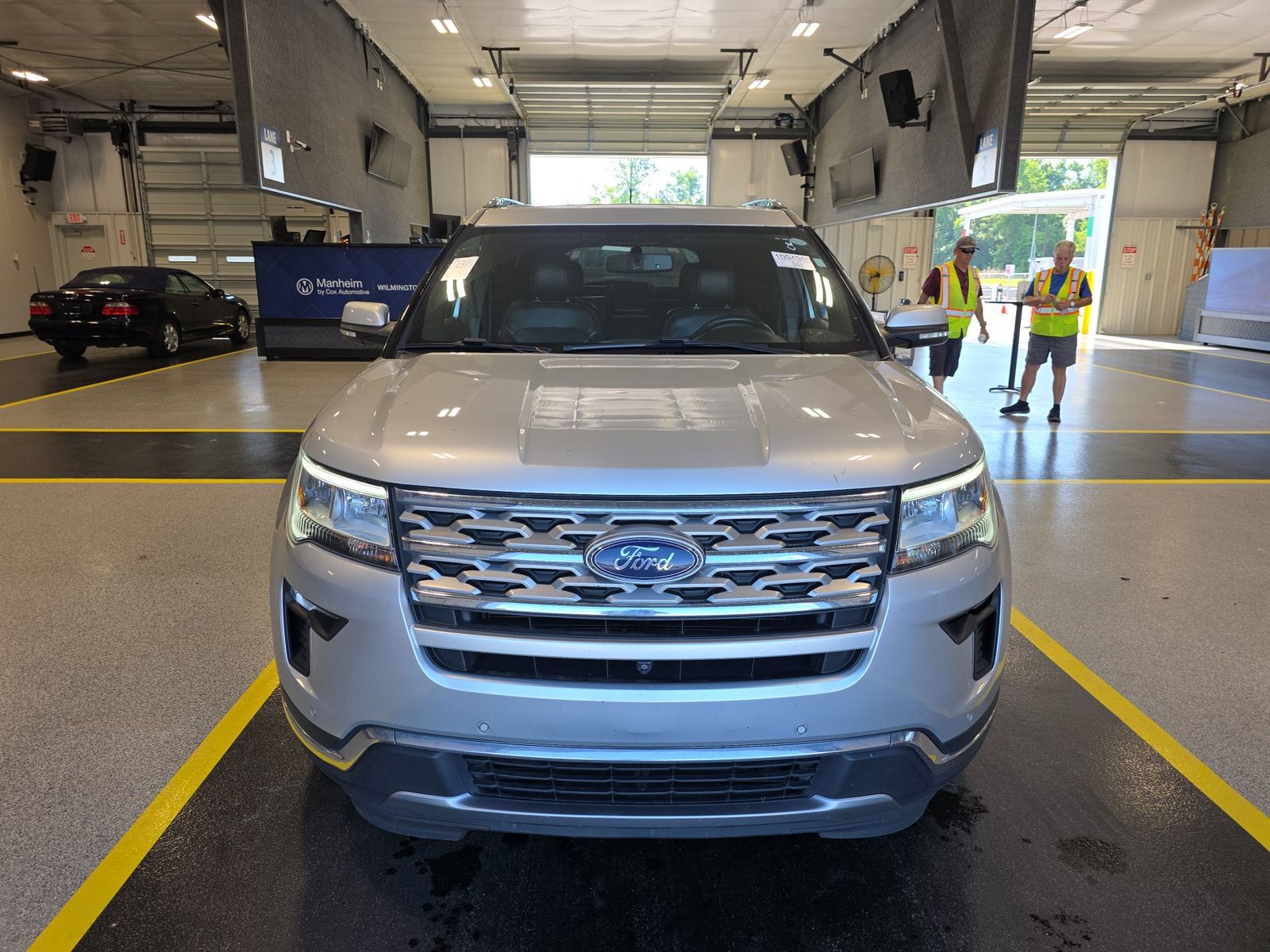 FORD EXPLORER - 3