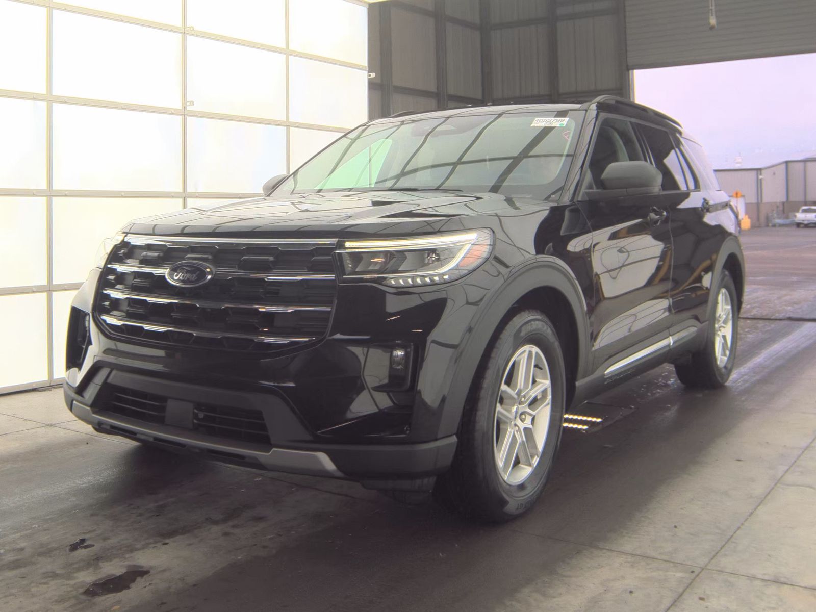 FORD EXPLORER - 1