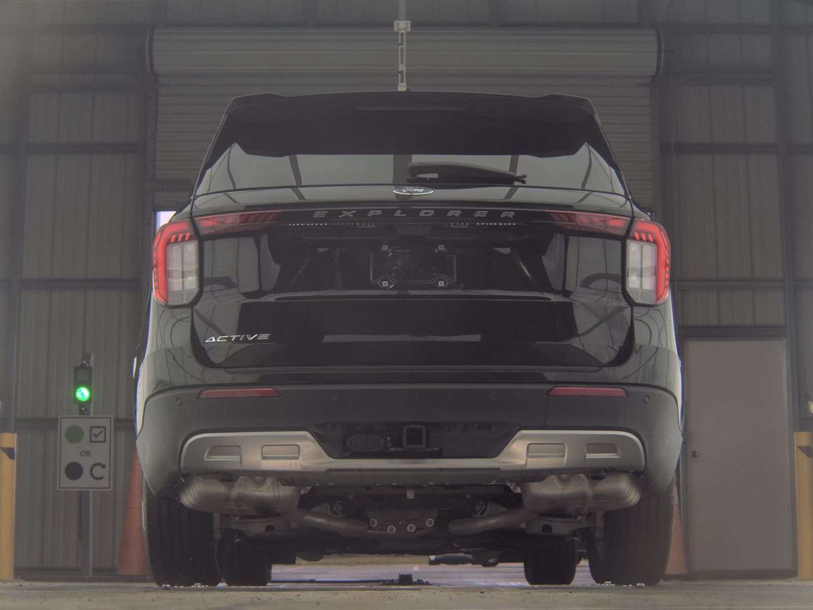 FORD EXPLORER - 8