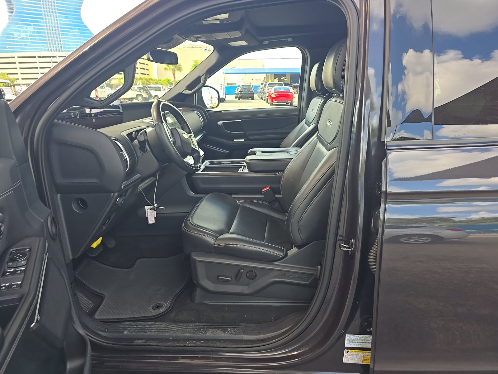 FORD EXPEDITION - 8