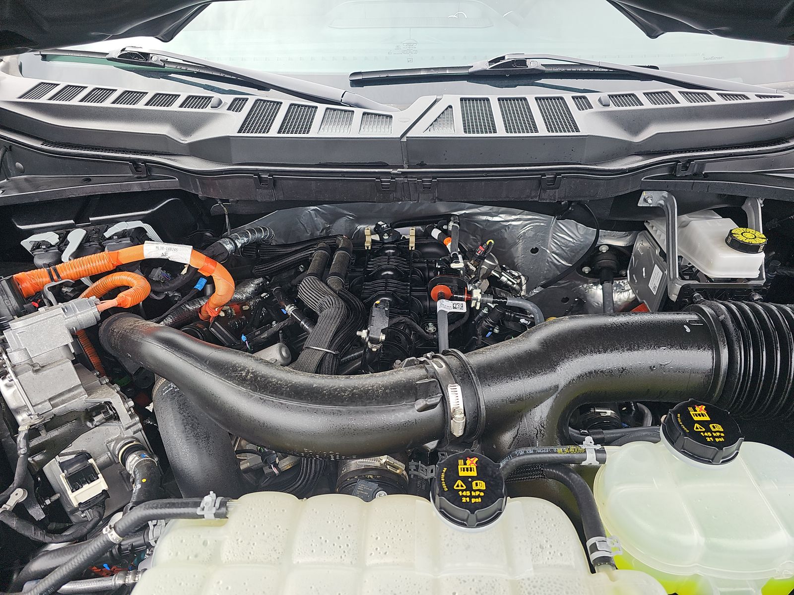 2025 Ford F-150 Hybrid XLT AWD