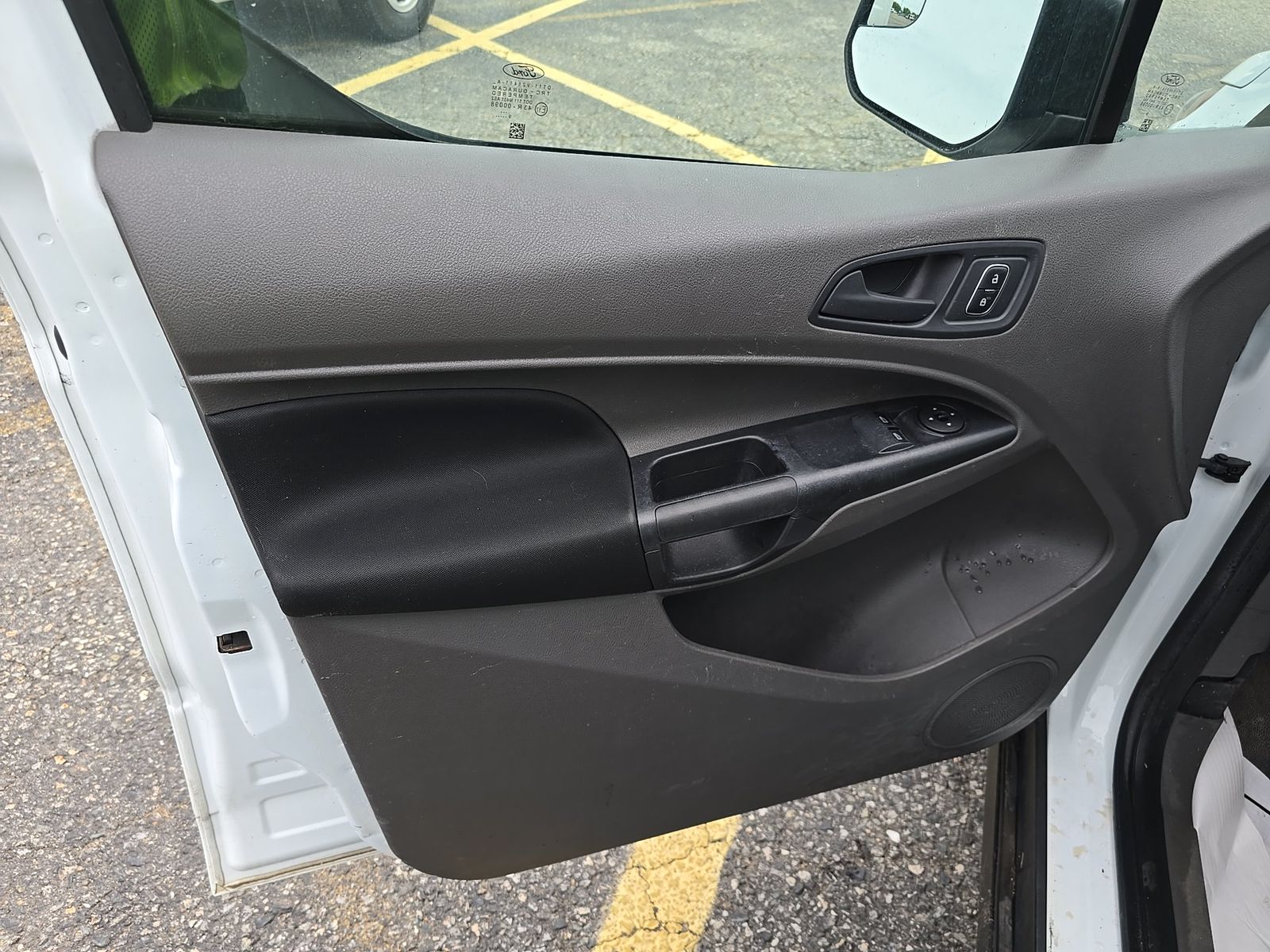 FORD TRANSIT CONNECT - 10