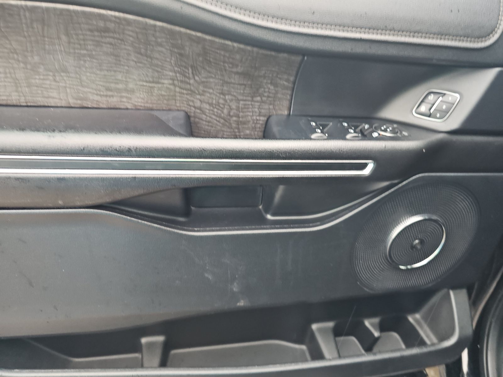 FORD EXPEDITION MAX - 10