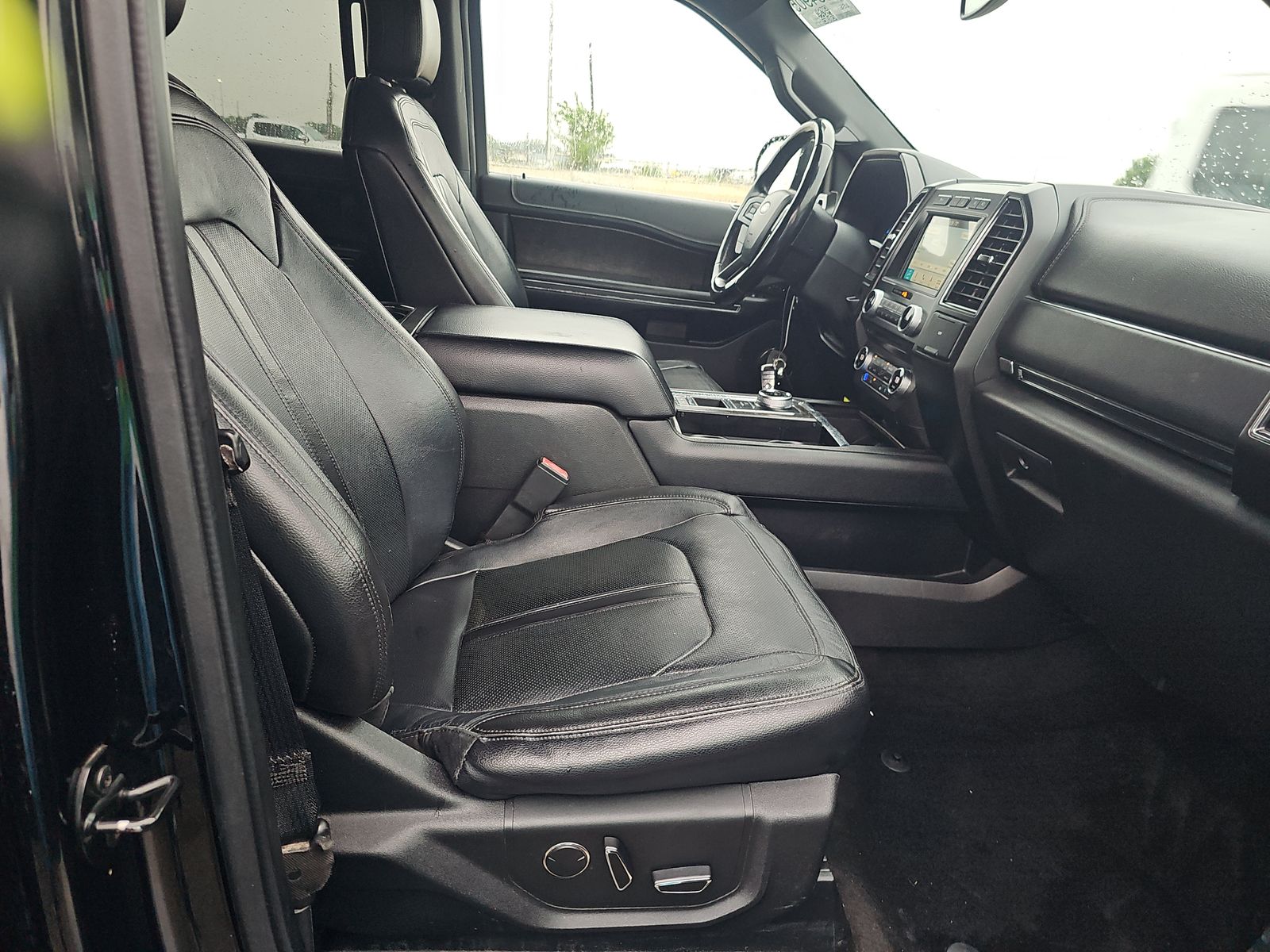 FORD EXPEDITION MAX - 9