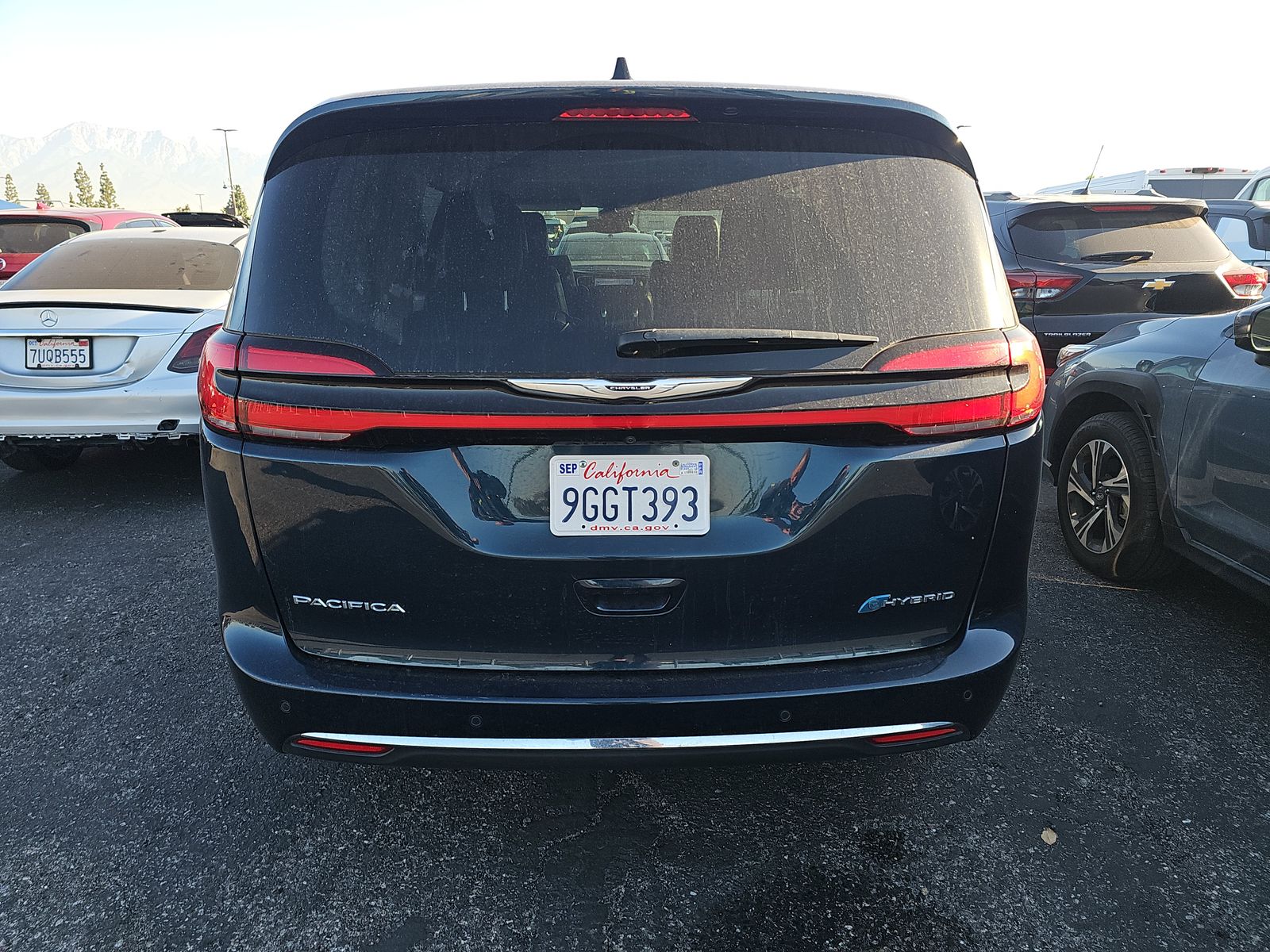 2023 Chrysler Pacifica Hybrid Touring L FWD