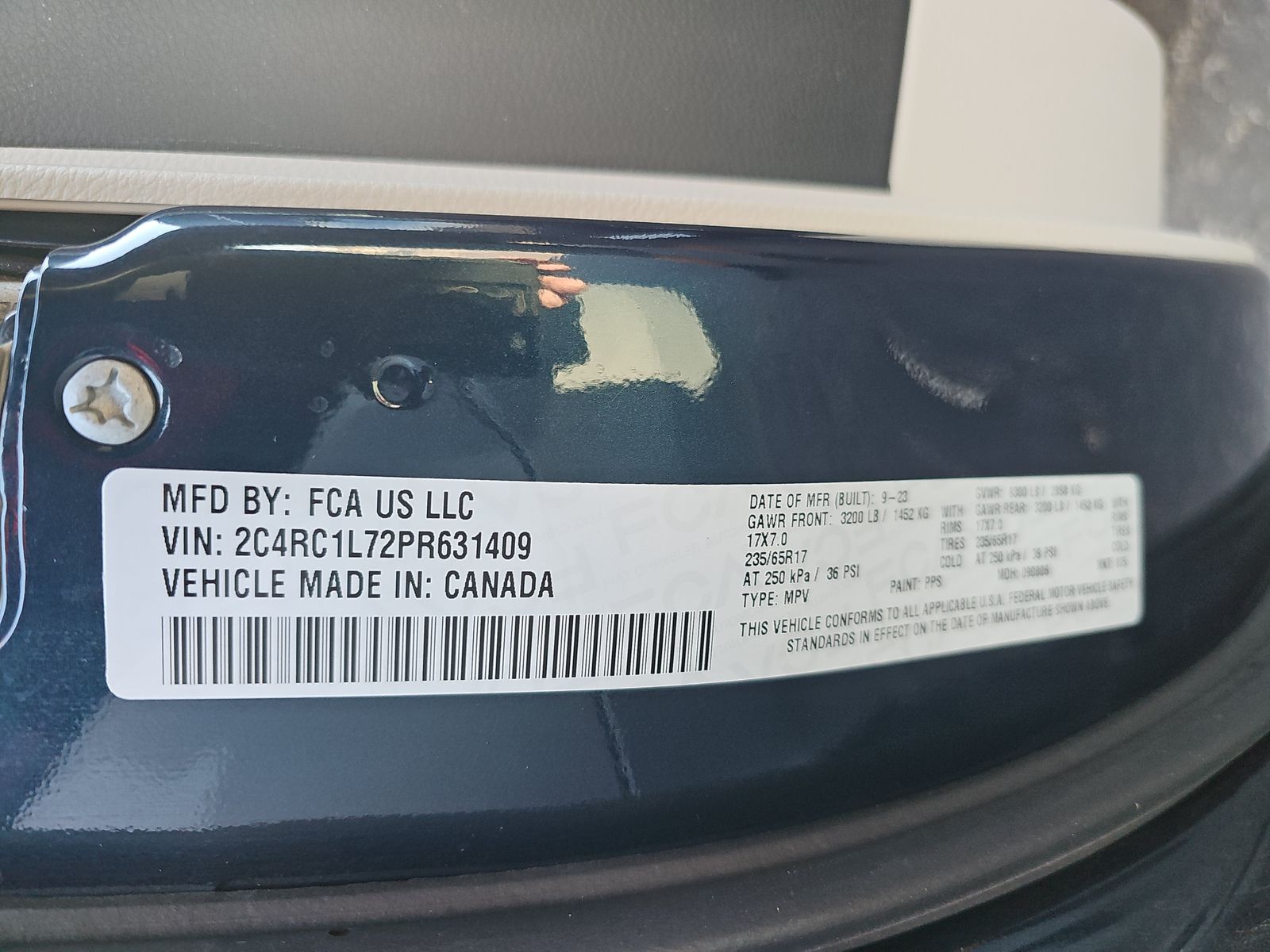 2023 Chrysler Pacifica Hybrid Touring L FWD