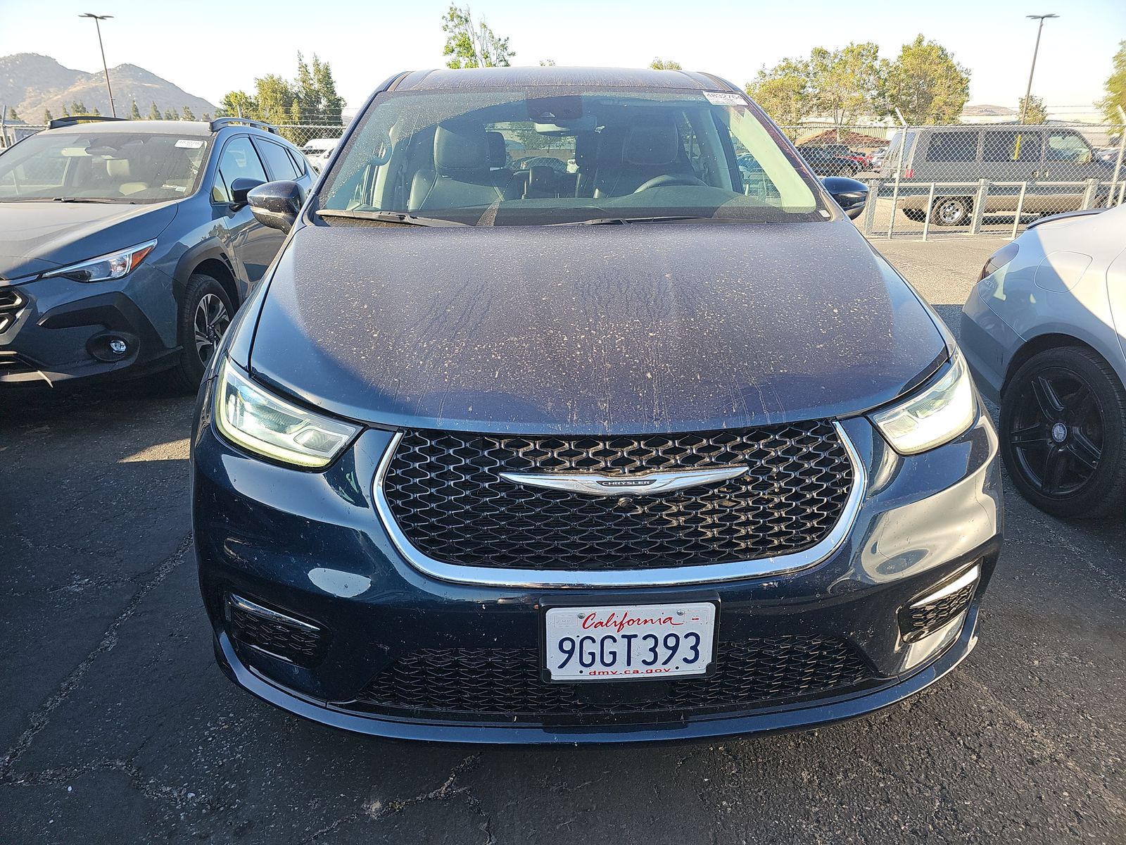 2023 Chrysler Pacifica Hybrid Touring L FWD