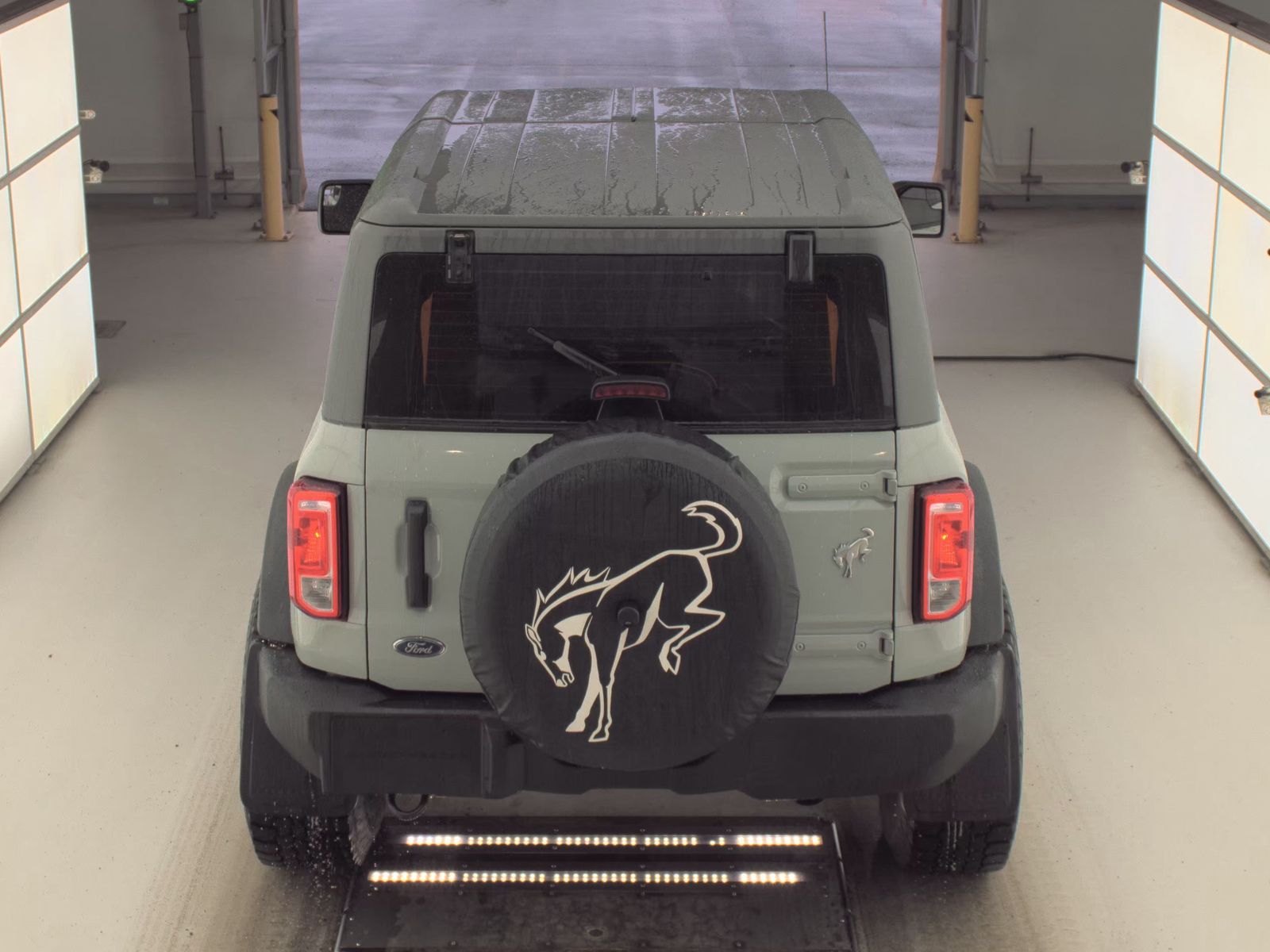 FORD BRONCO - 7