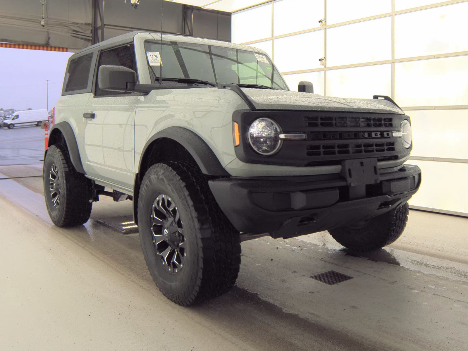 FORD BRONCO - 5