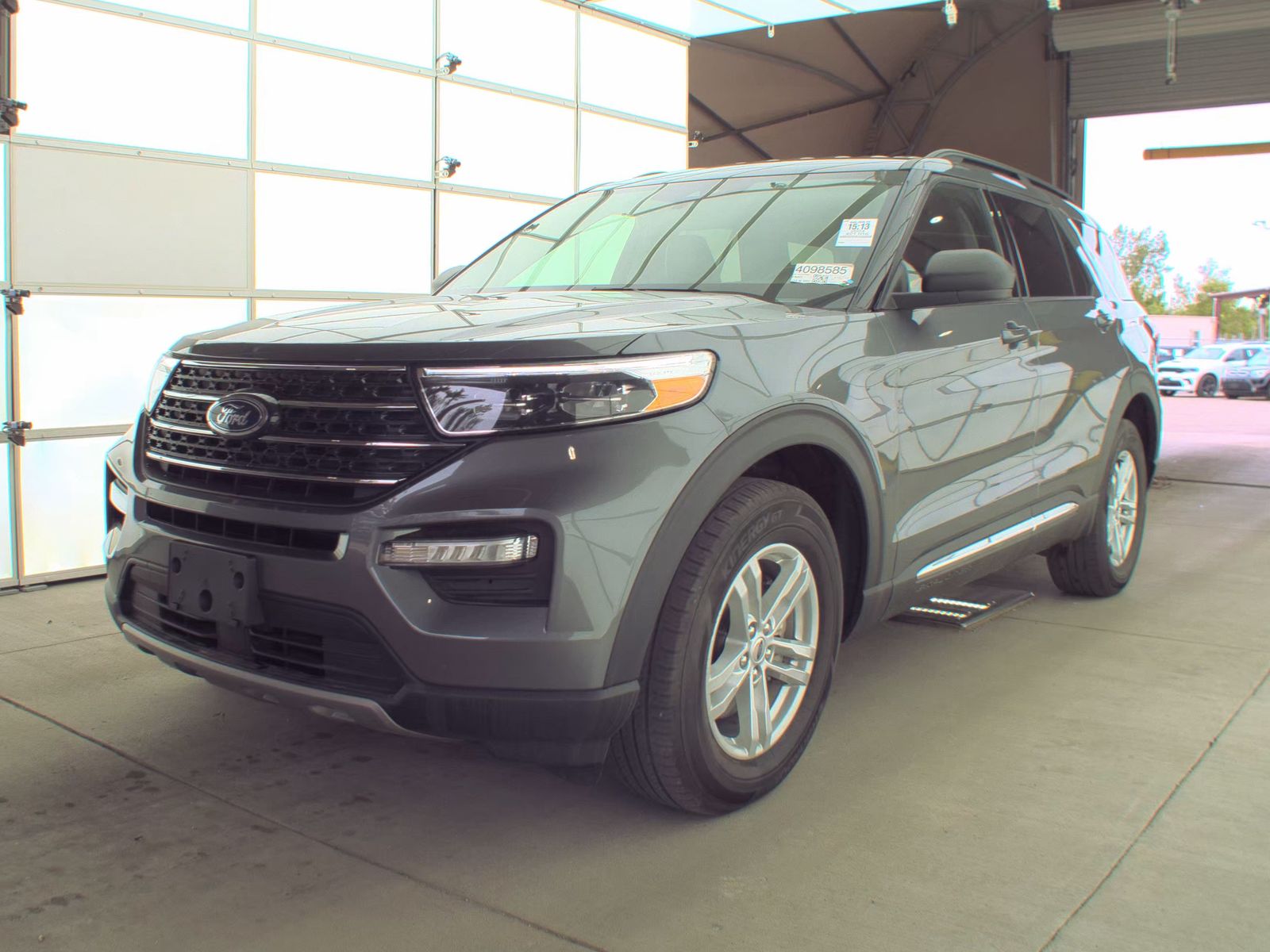FORD EXPLORER - 1