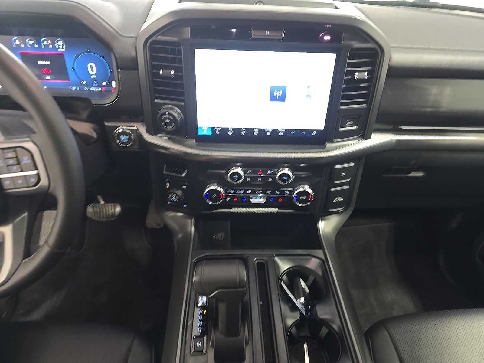 2025 Ford F-150 Lariat AWD