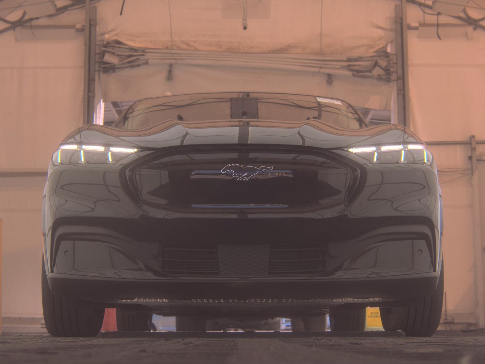 FORD MUSTANG MACH-E - 4