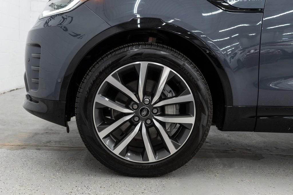 2024 Land Rover Discovery Dynamic SE AWD