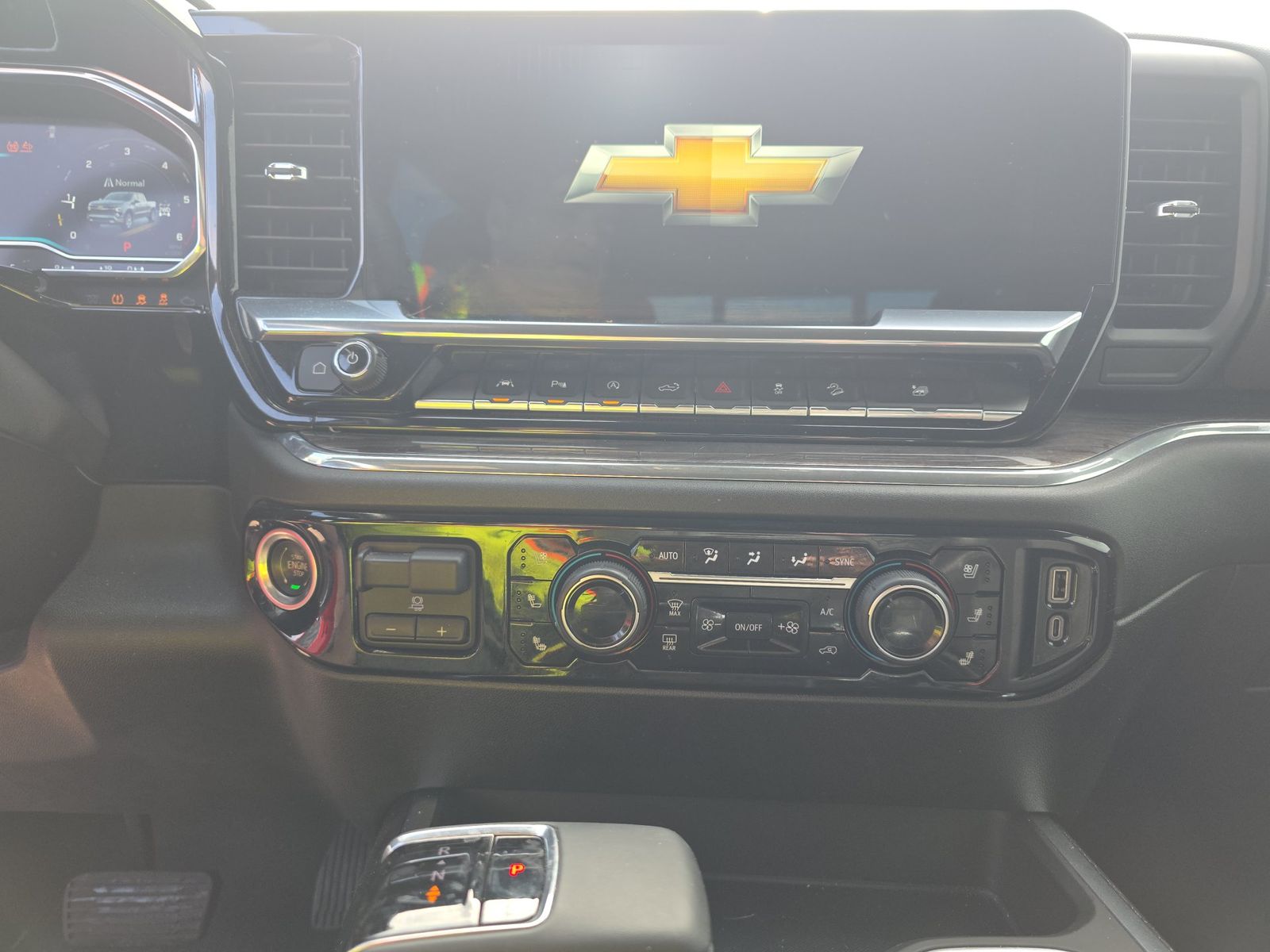 2023 Chevrolet Silverado 1500 LTZ AWD
