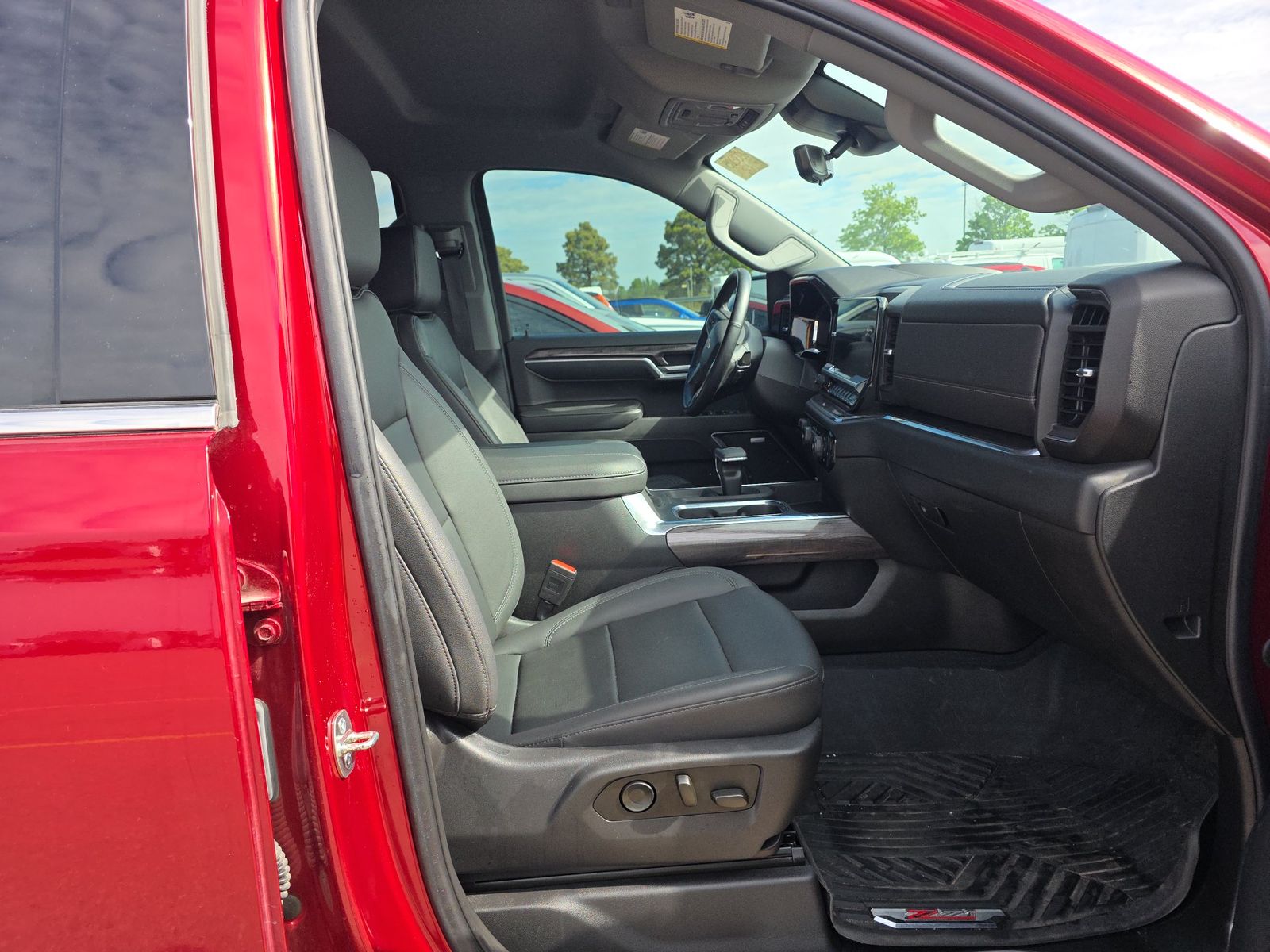 2023 Chevrolet Silverado 1500 LTZ AWD
