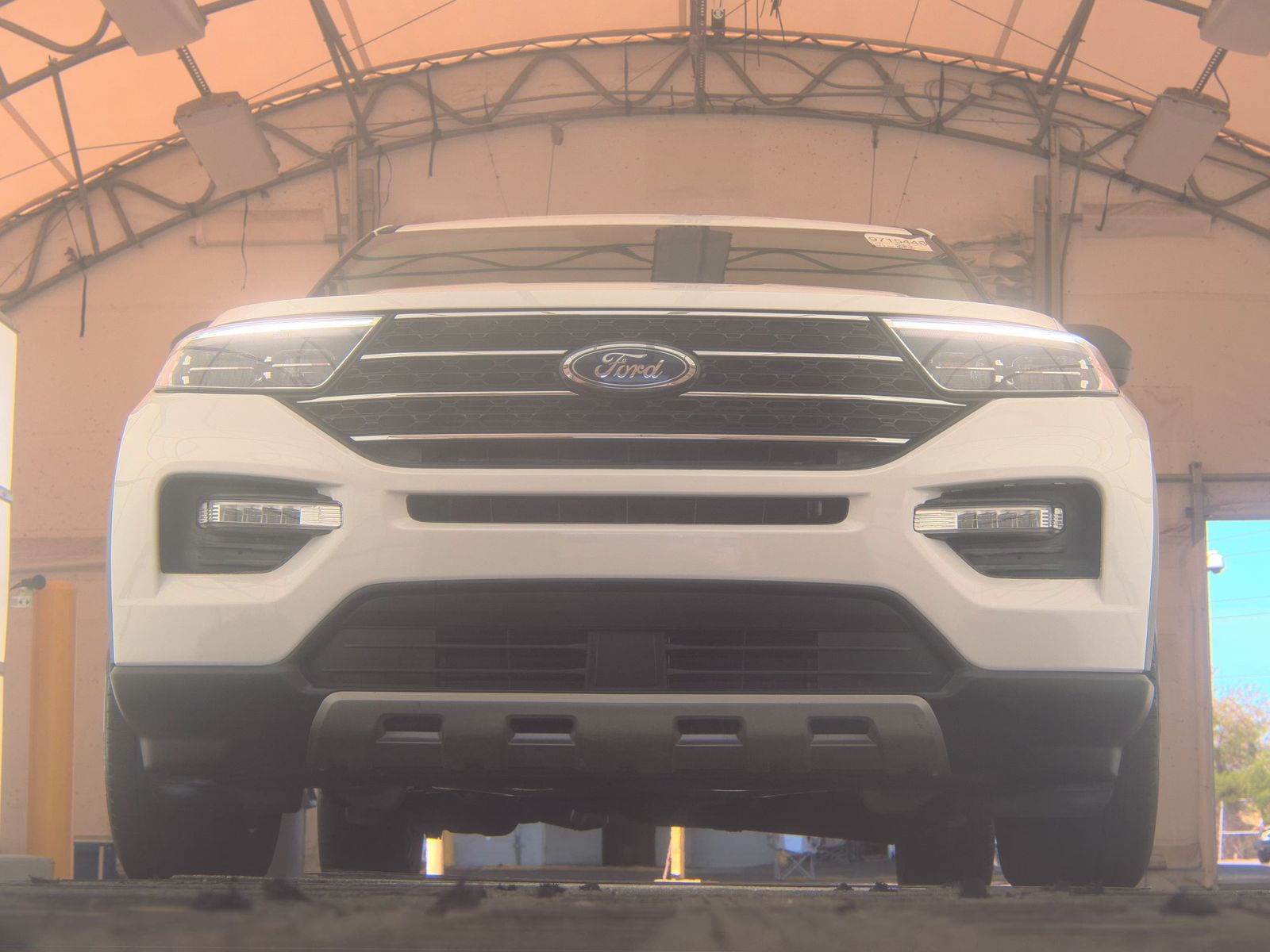 FORD EXPLORER - 4