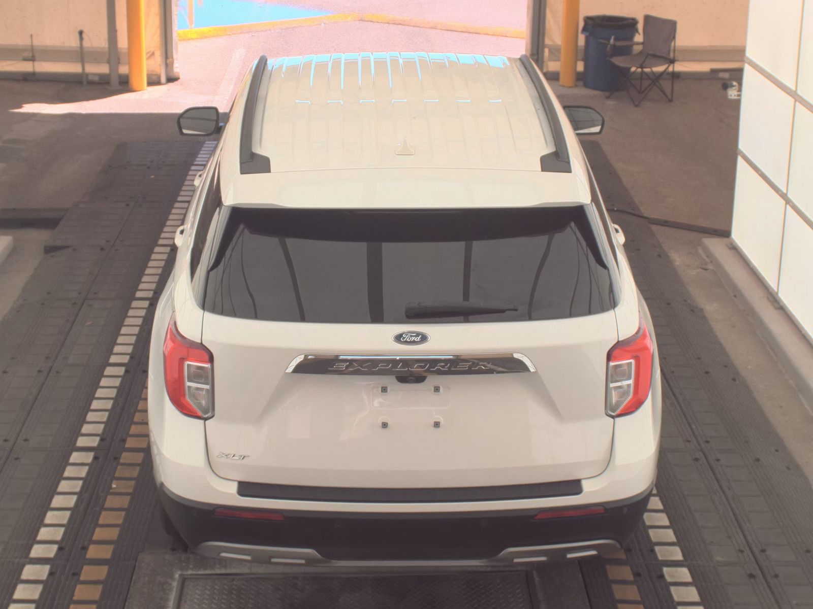 FORD EXPLORER - 7