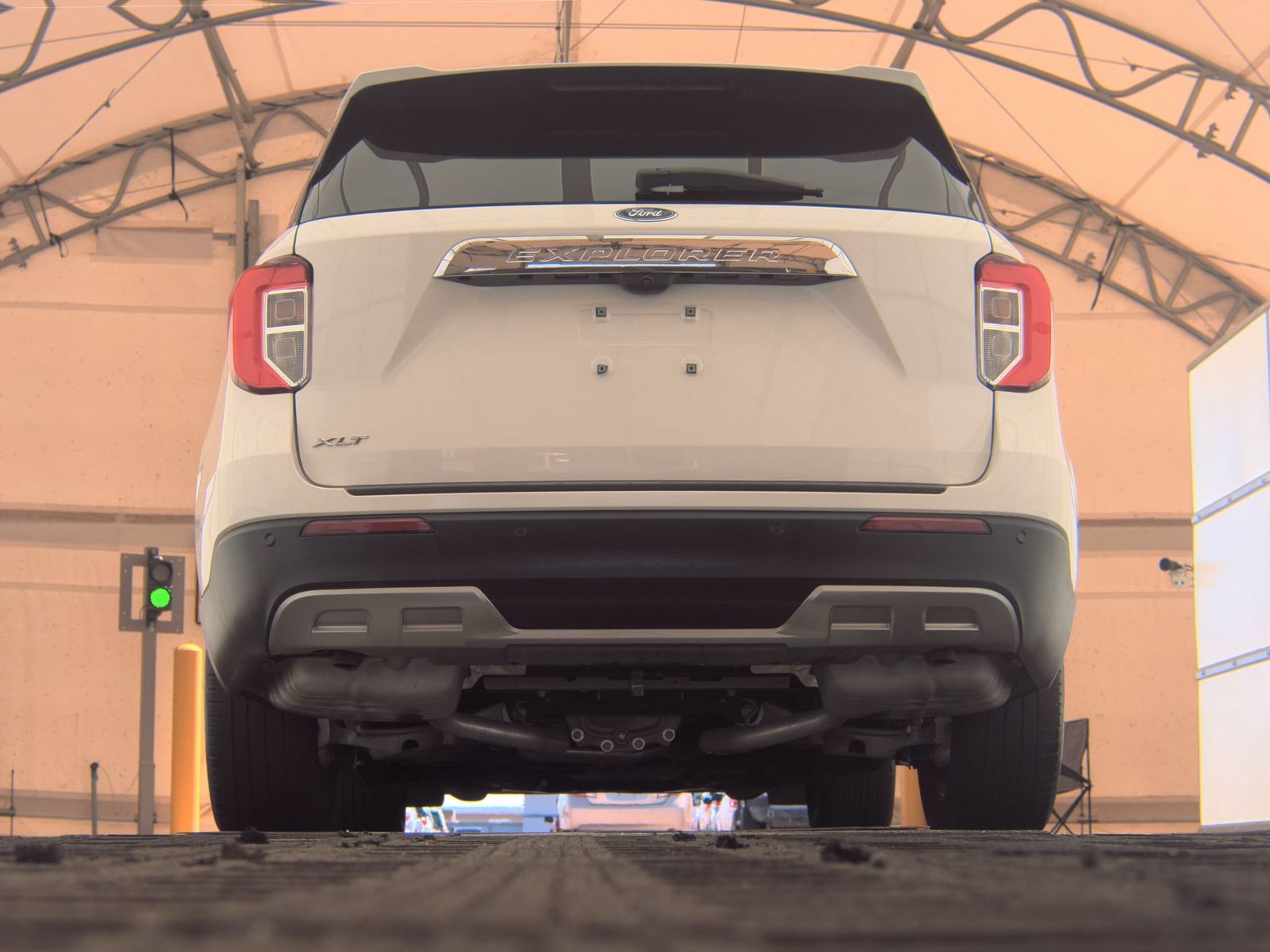 FORD EXPLORER - 8