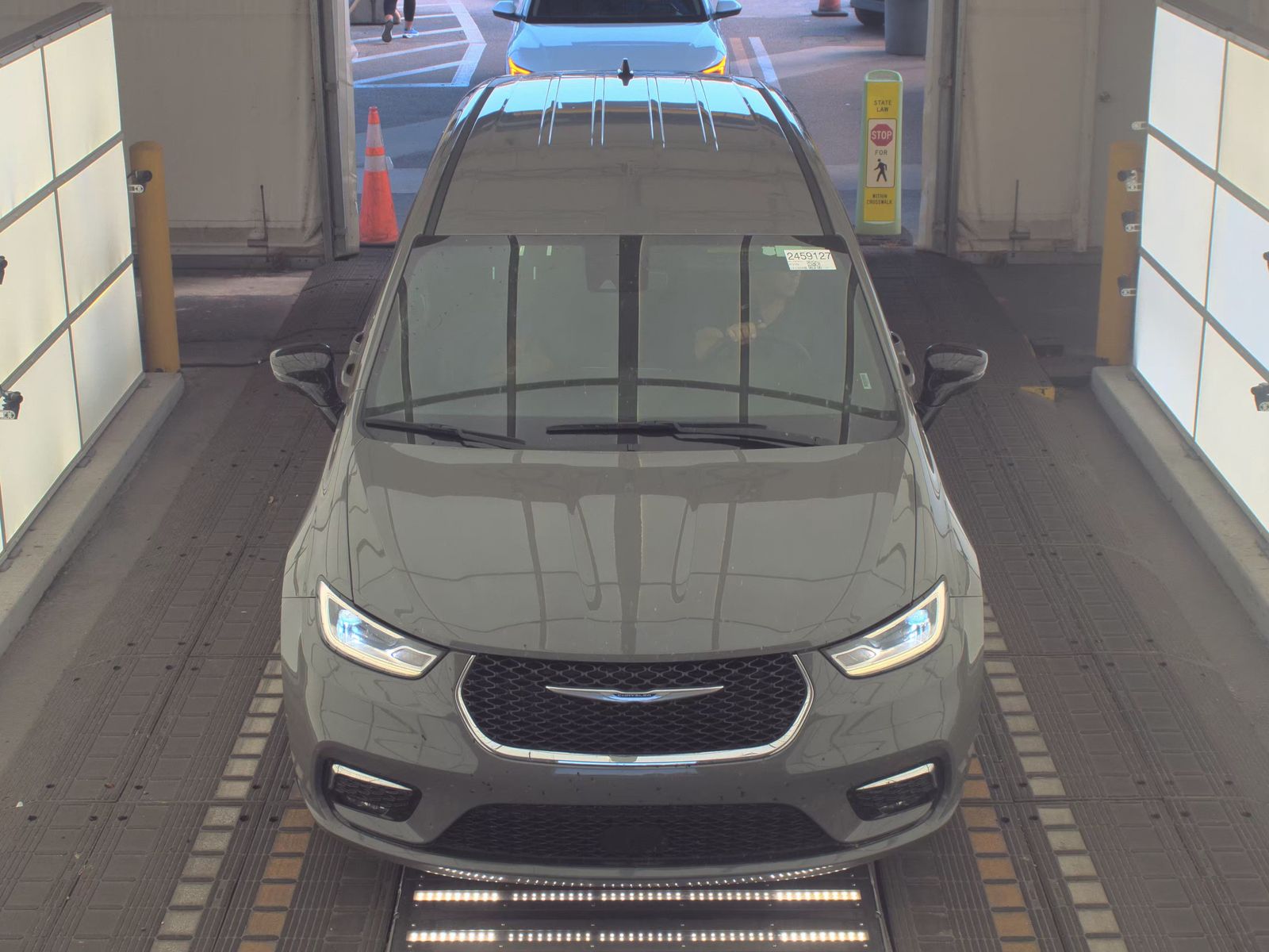 2025 Chrysler Pacifica Select FWD