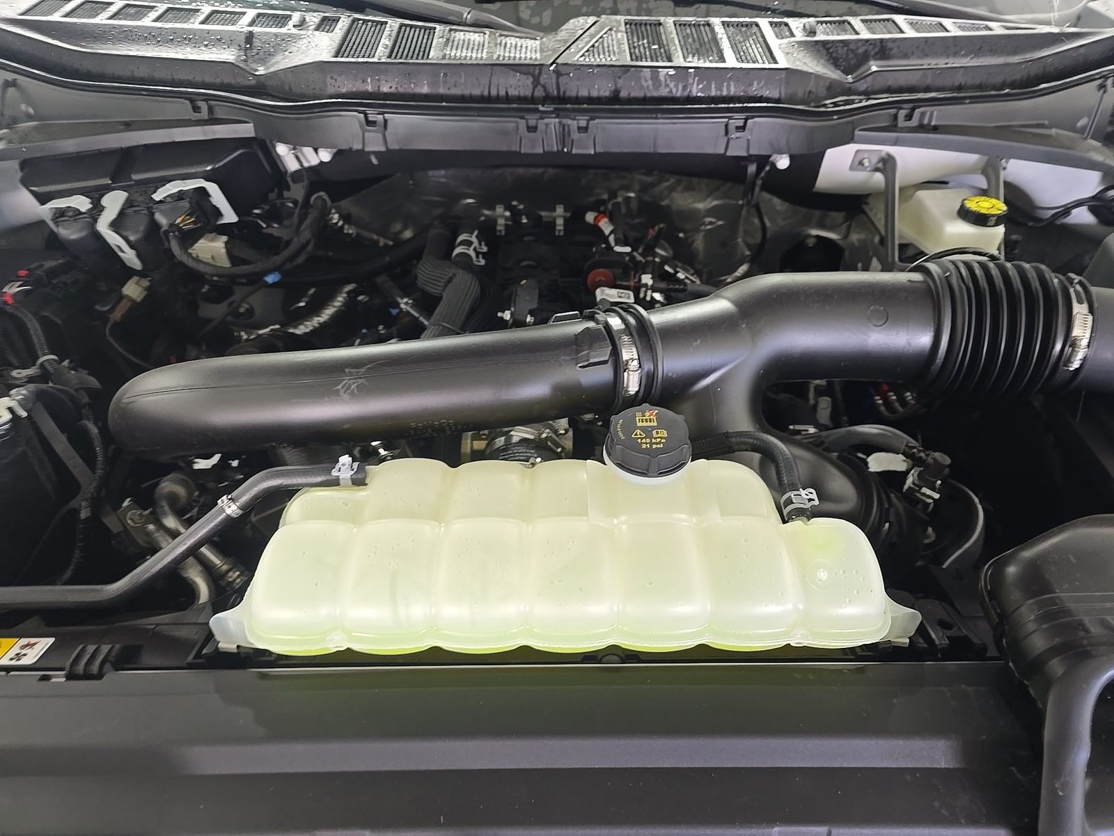 2026 Ford F-150 Hybrid Lariat AWD