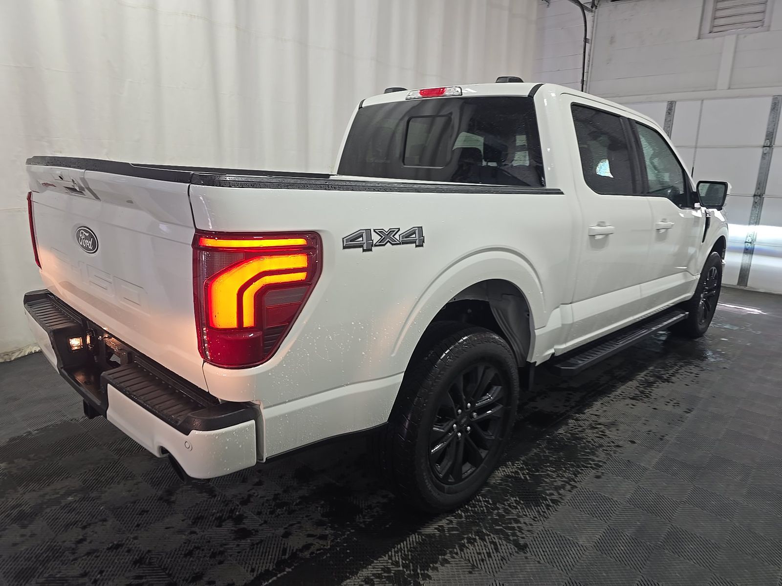 2026 Ford F-150 Hybrid Lariat AWD