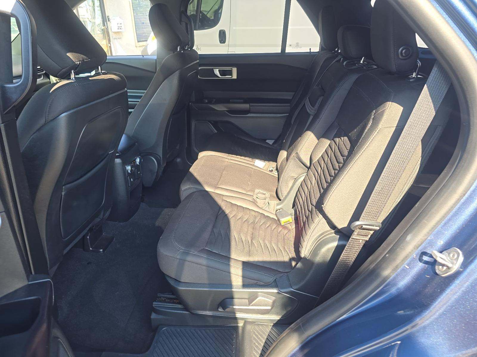FORD EXPLORER - 8