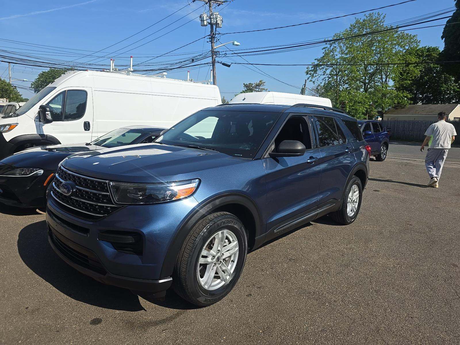 FORD EXPLORER - 1