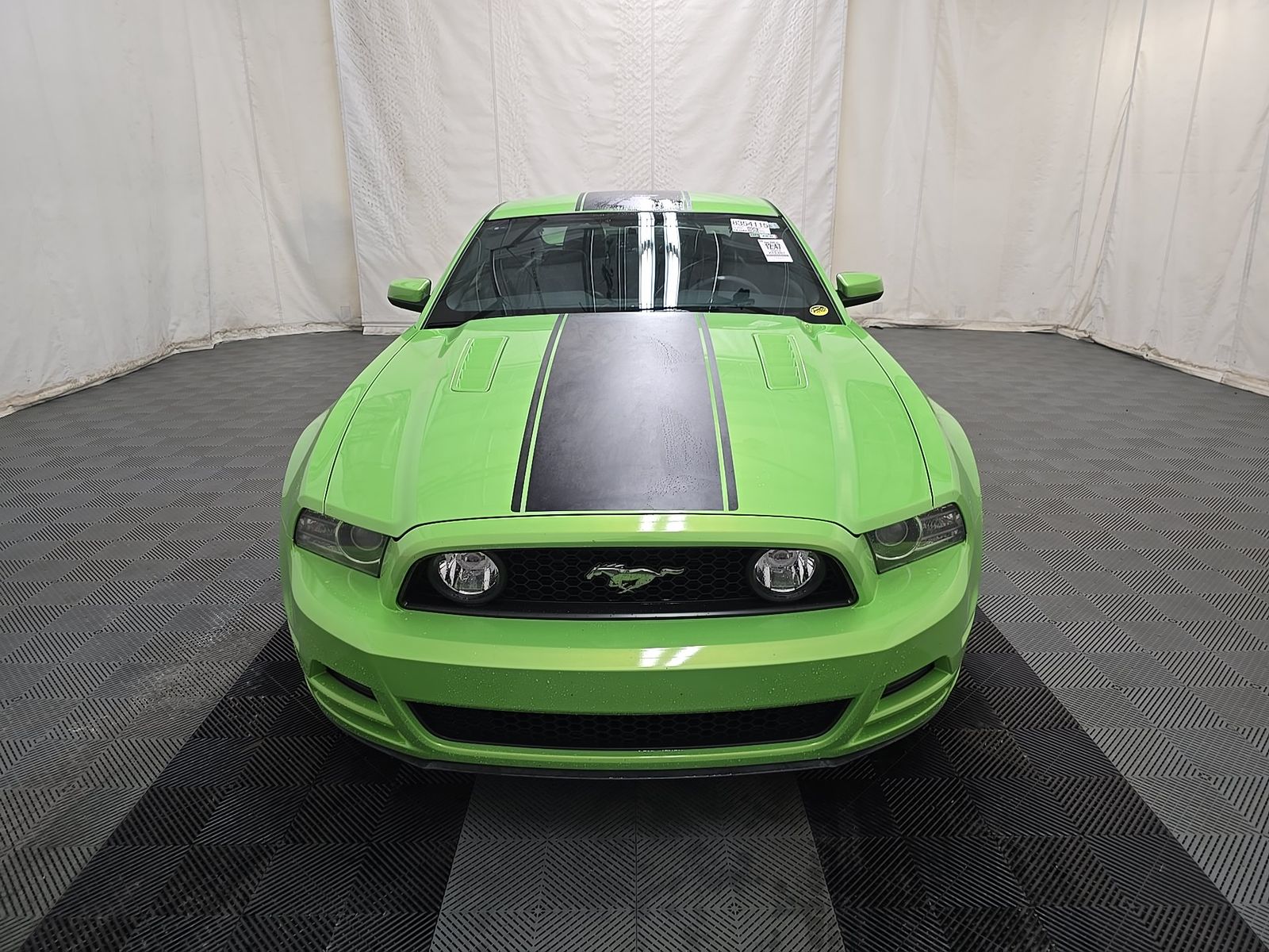FORD MUSTANG - 3