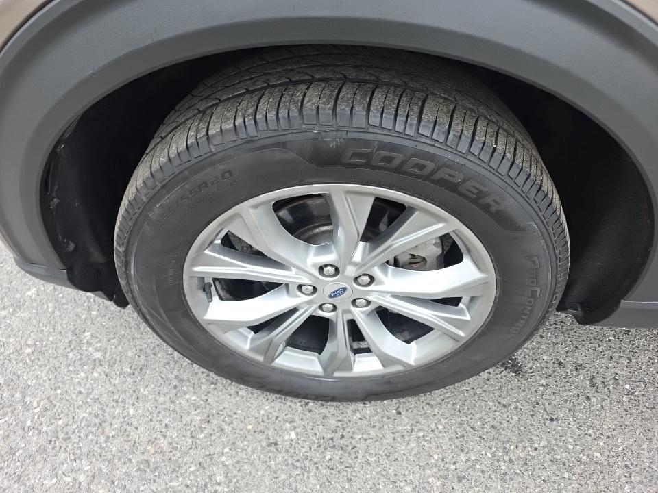 FORD EXPLORER - 9