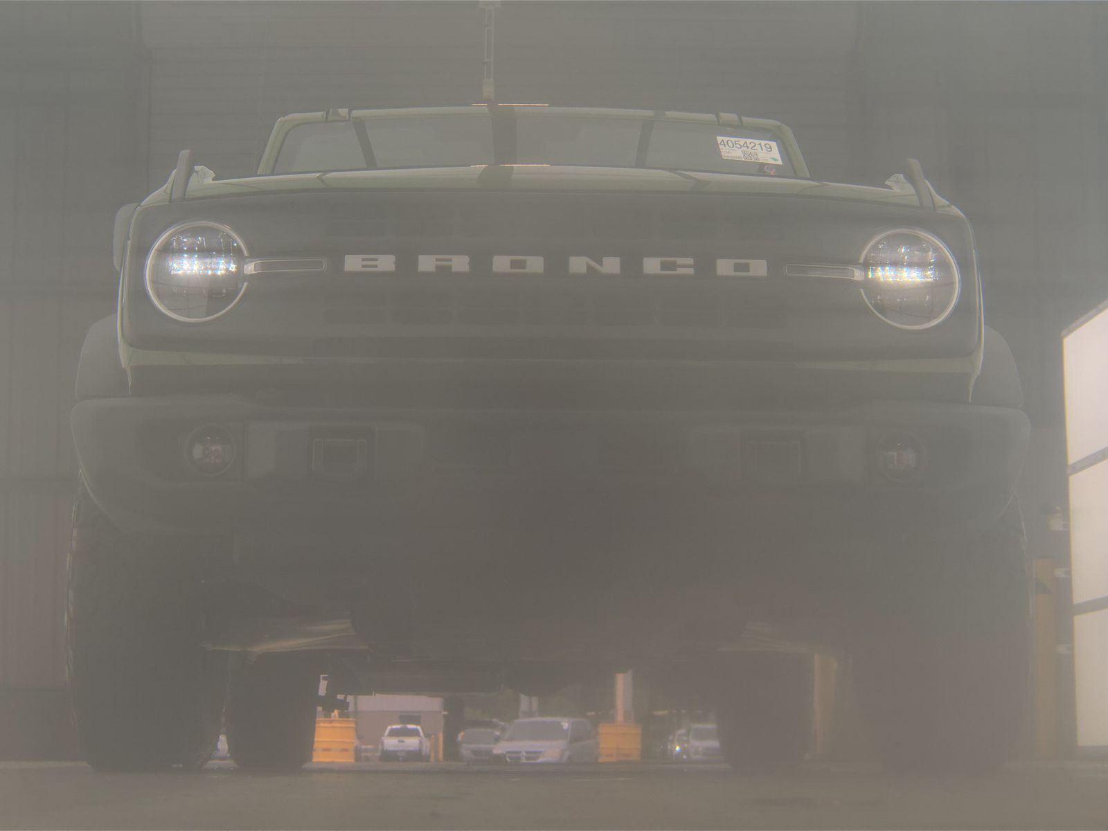 FORD BRONCO - 4