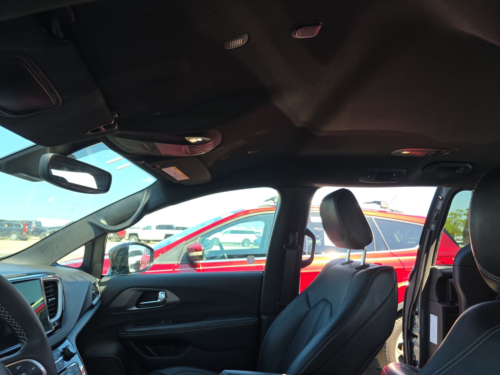 2025 Chrysler Pacifica Select FWD