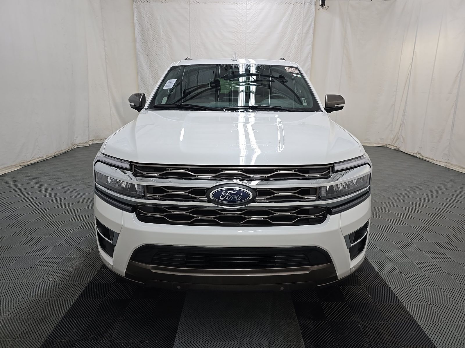 FORD EXPEDITION - 3