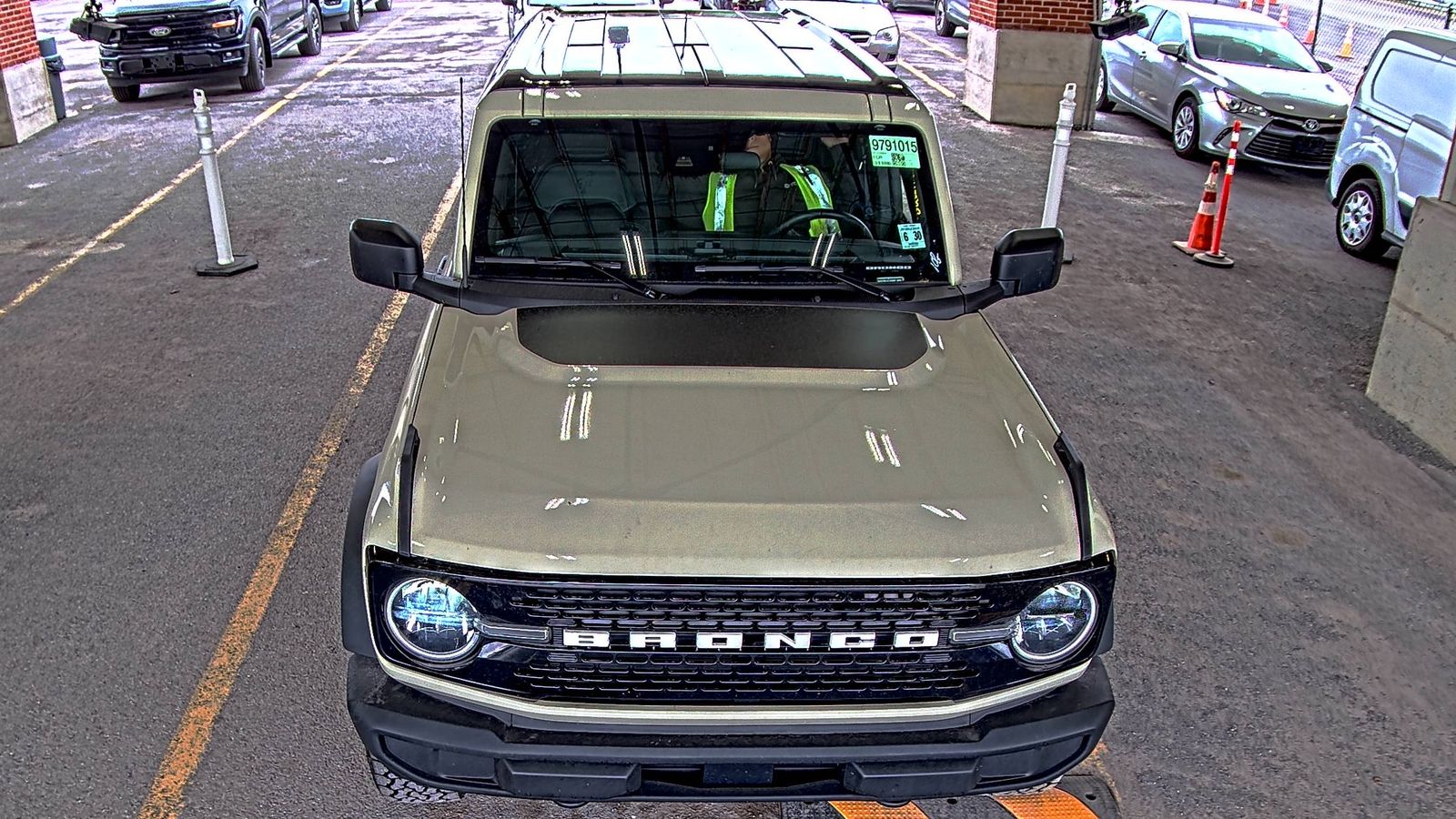FORD BRONCO - 3
