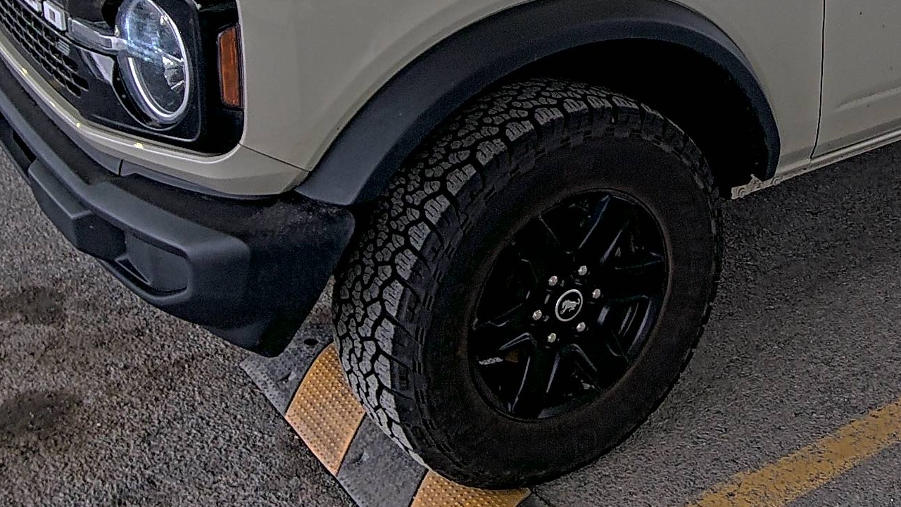FORD BRONCO - 8