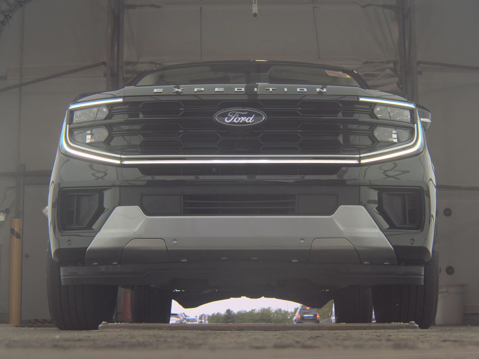 FORD EXPEDITION MAX - 4