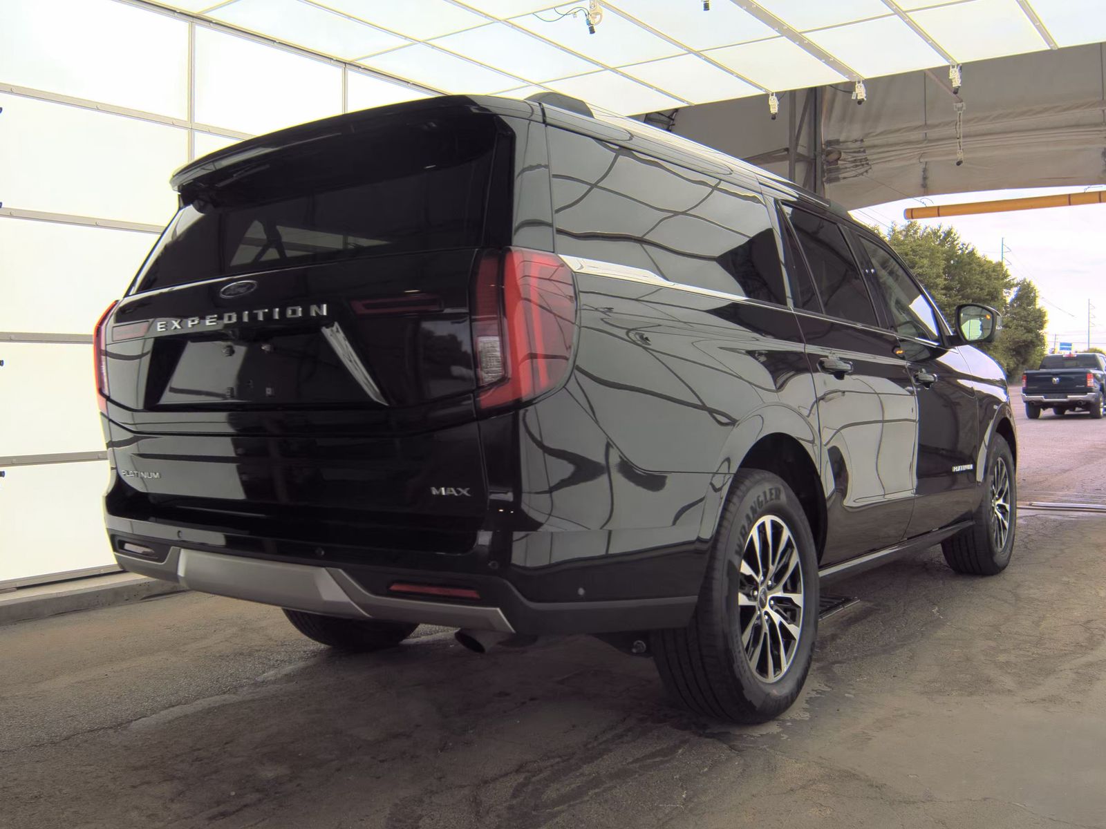 FORD EXPEDITION MAX - 6