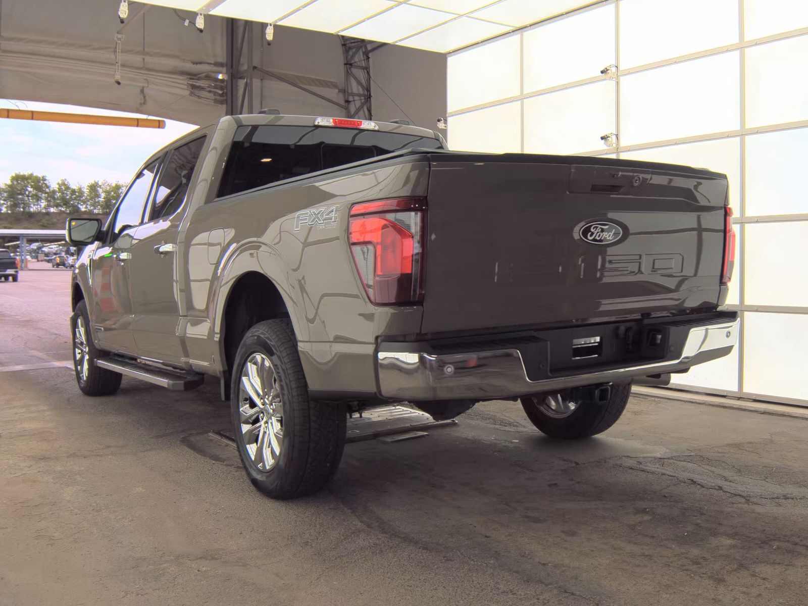 2025 Ford F-150 Hybrid XLT AWD