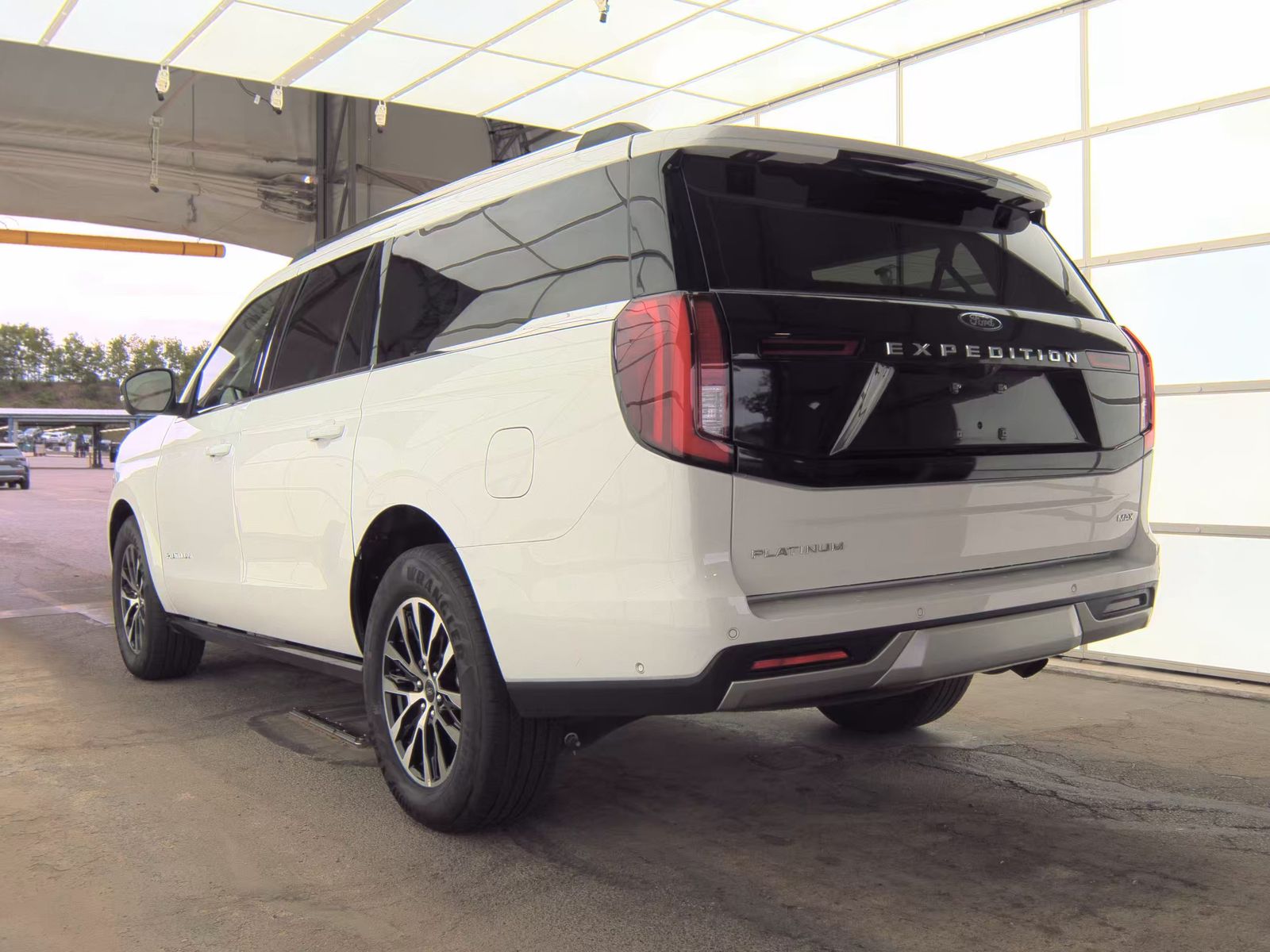 FORD EXPEDITION MAX - 9