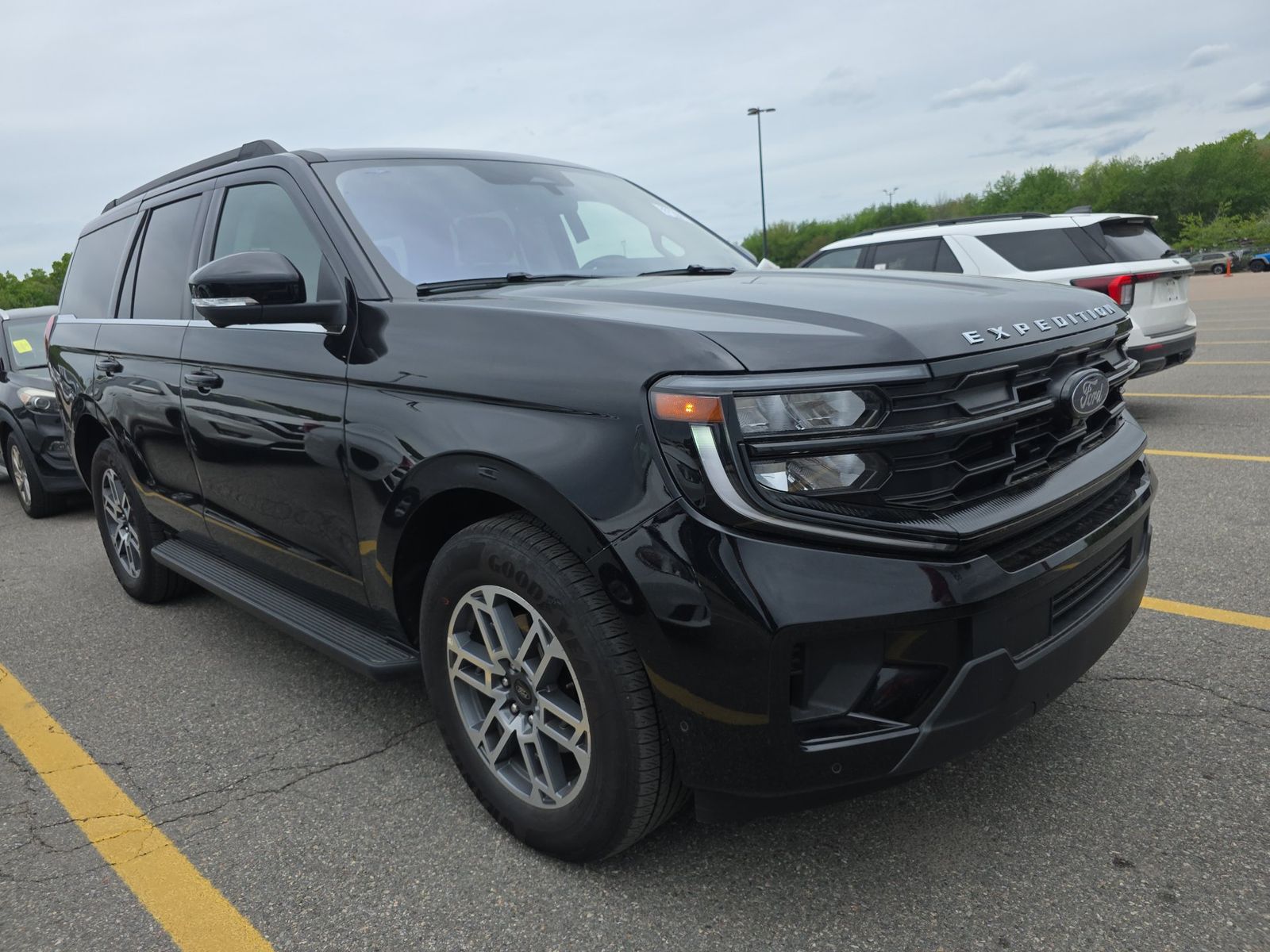 FORD EXPEDITION - 4