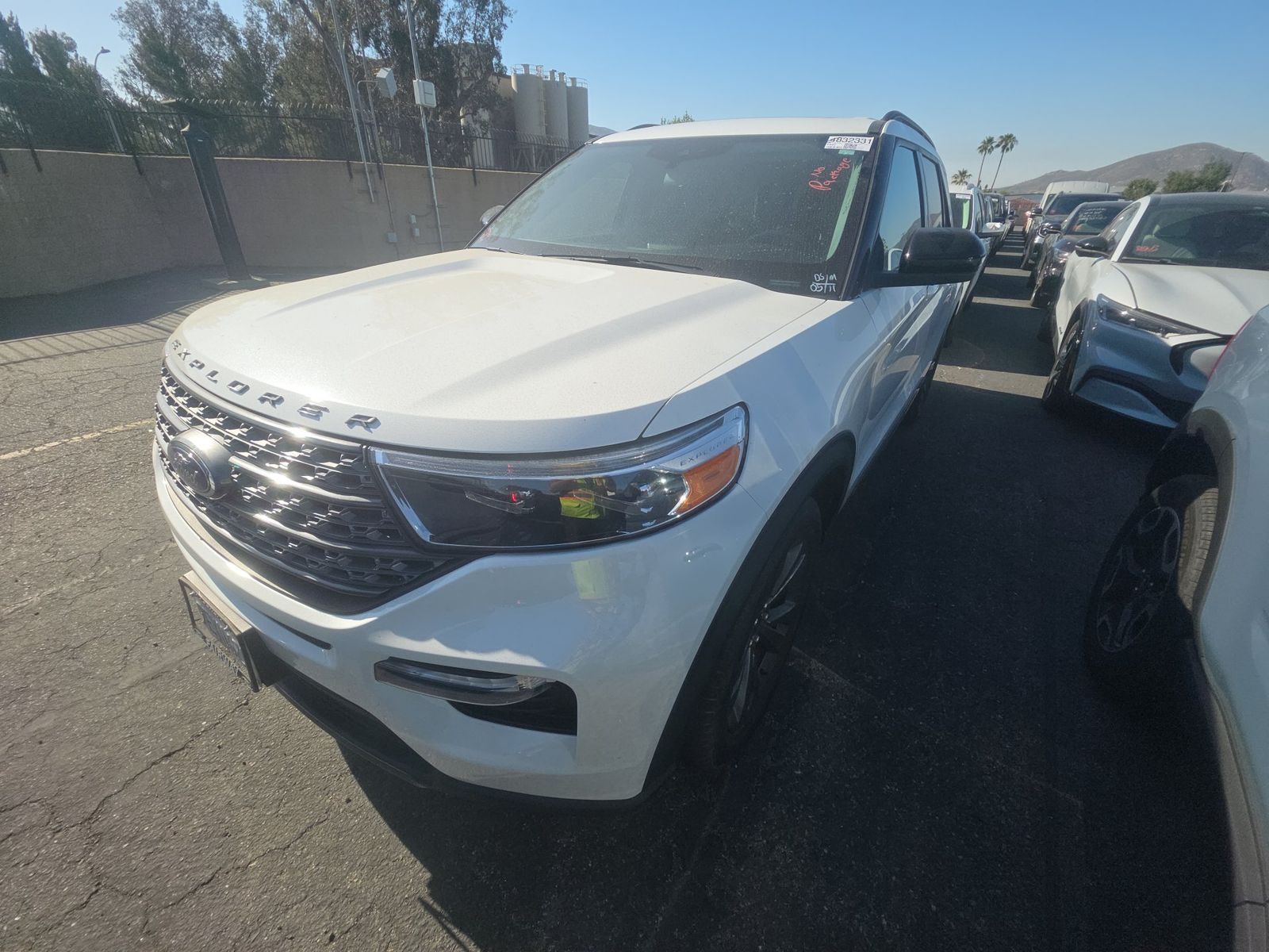 FORD EXPLORER - 1