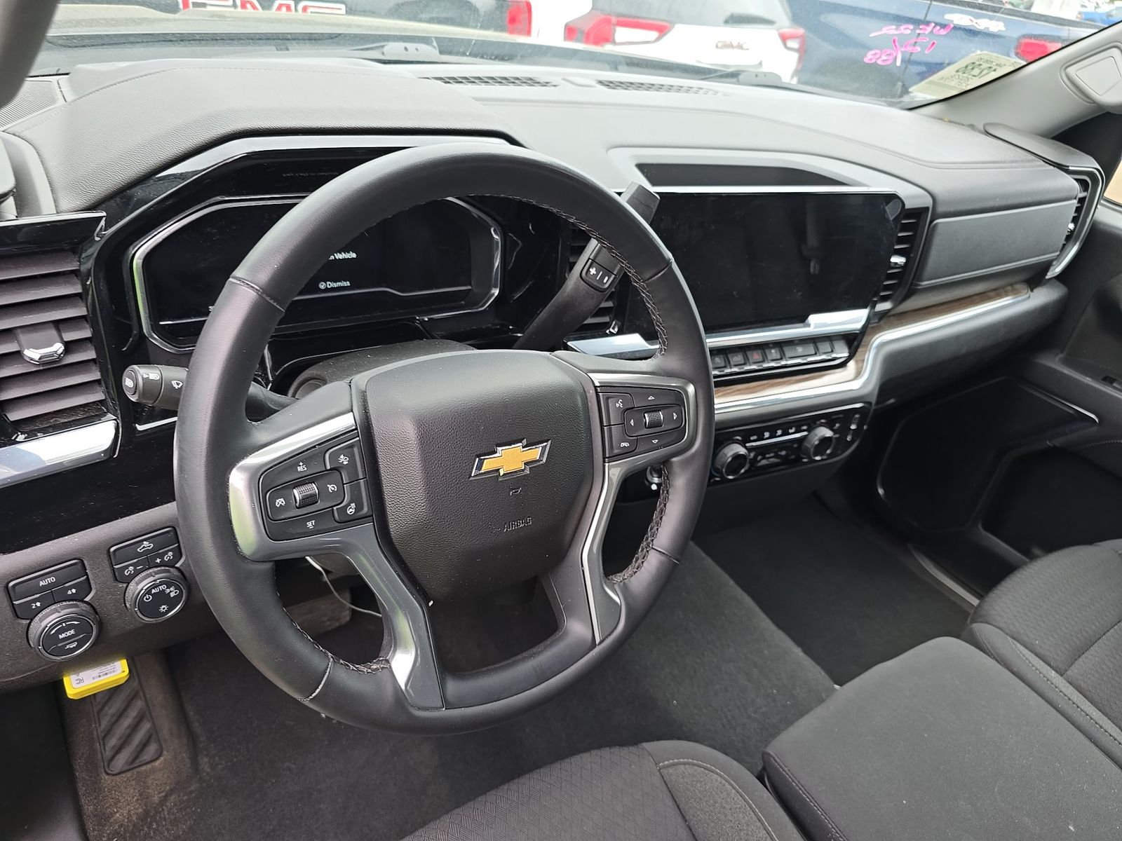 2023 Chevrolet Silverado 1500 LT AWD