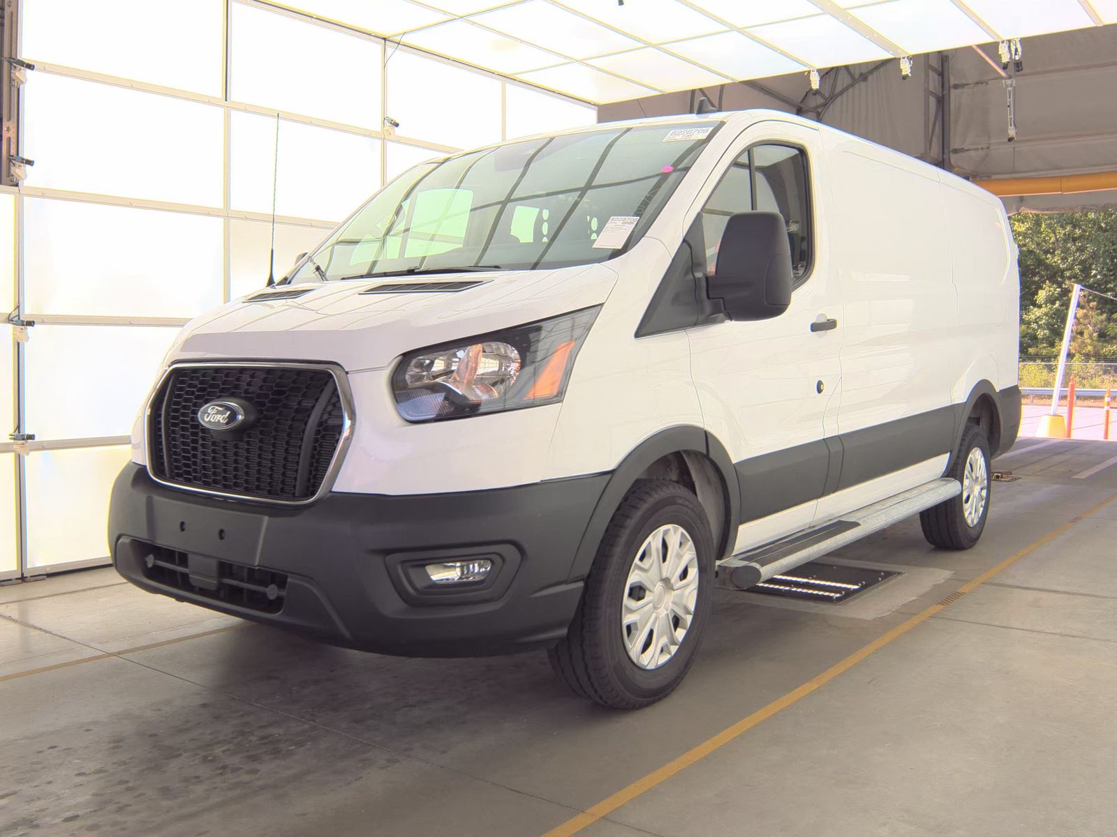 FORD TRANSIT 250 - 1