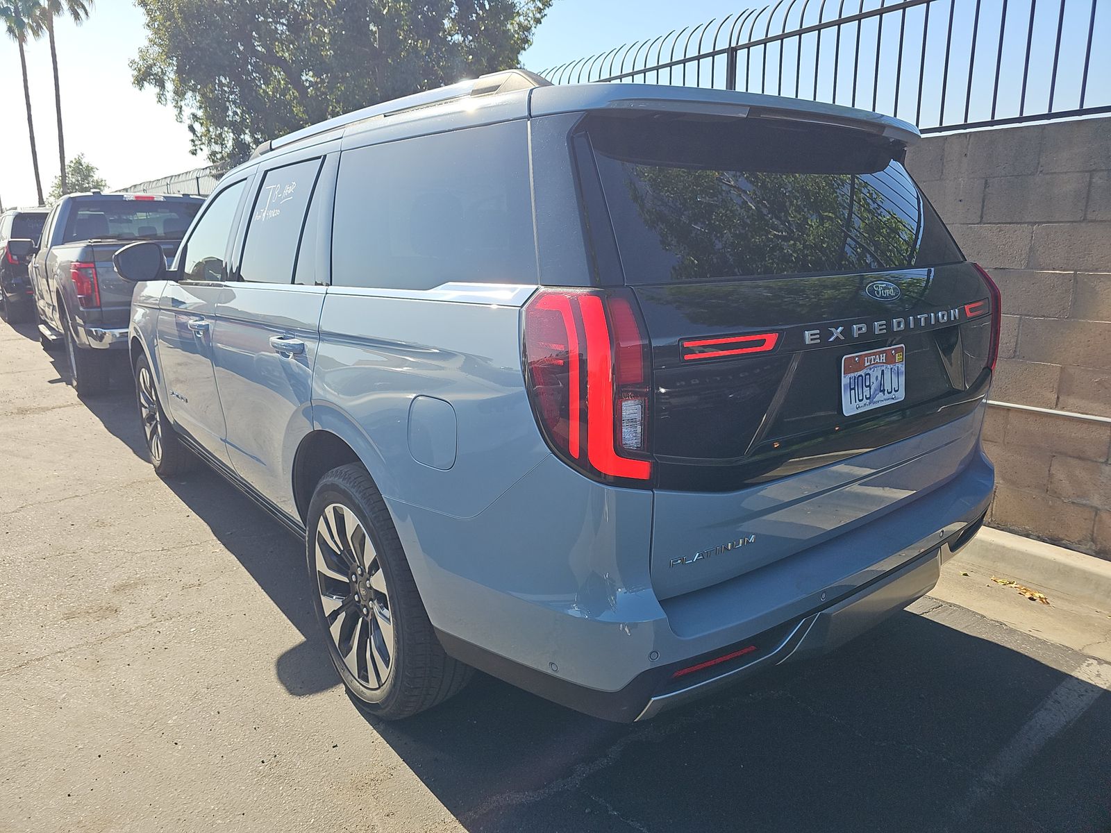 FORD EXPEDITION - 7