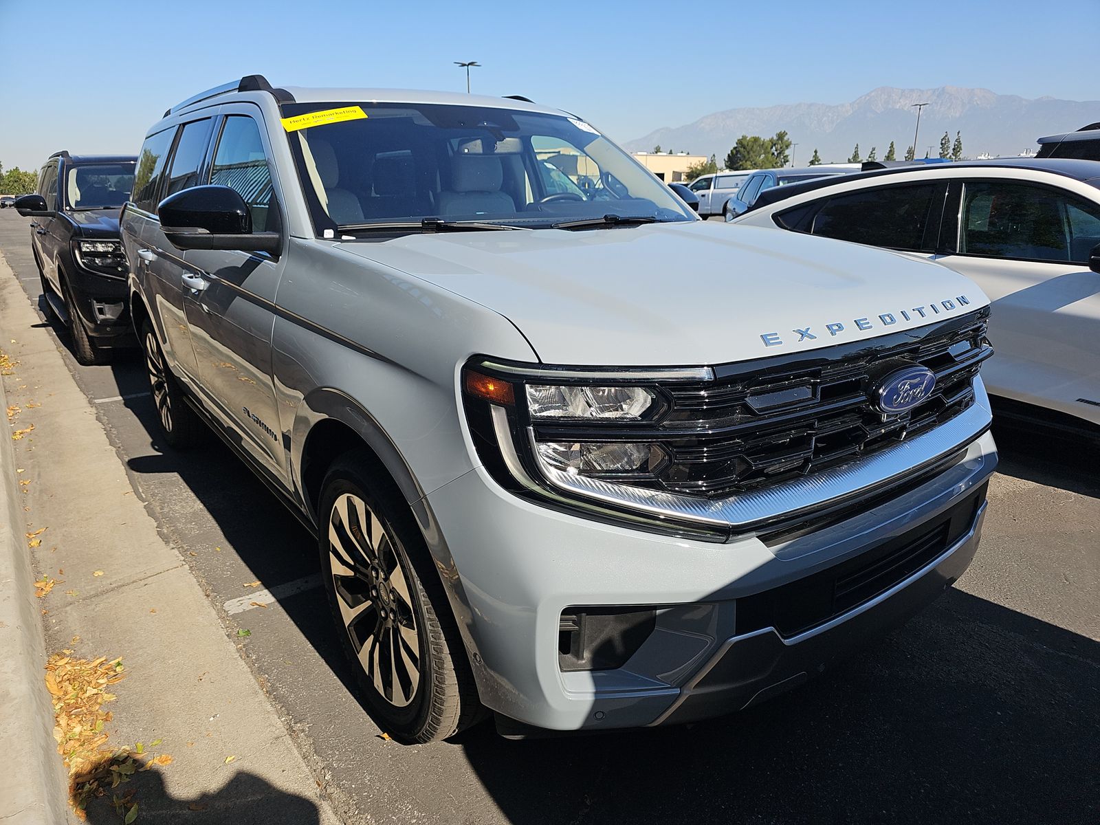 FORD EXPEDITION - 4